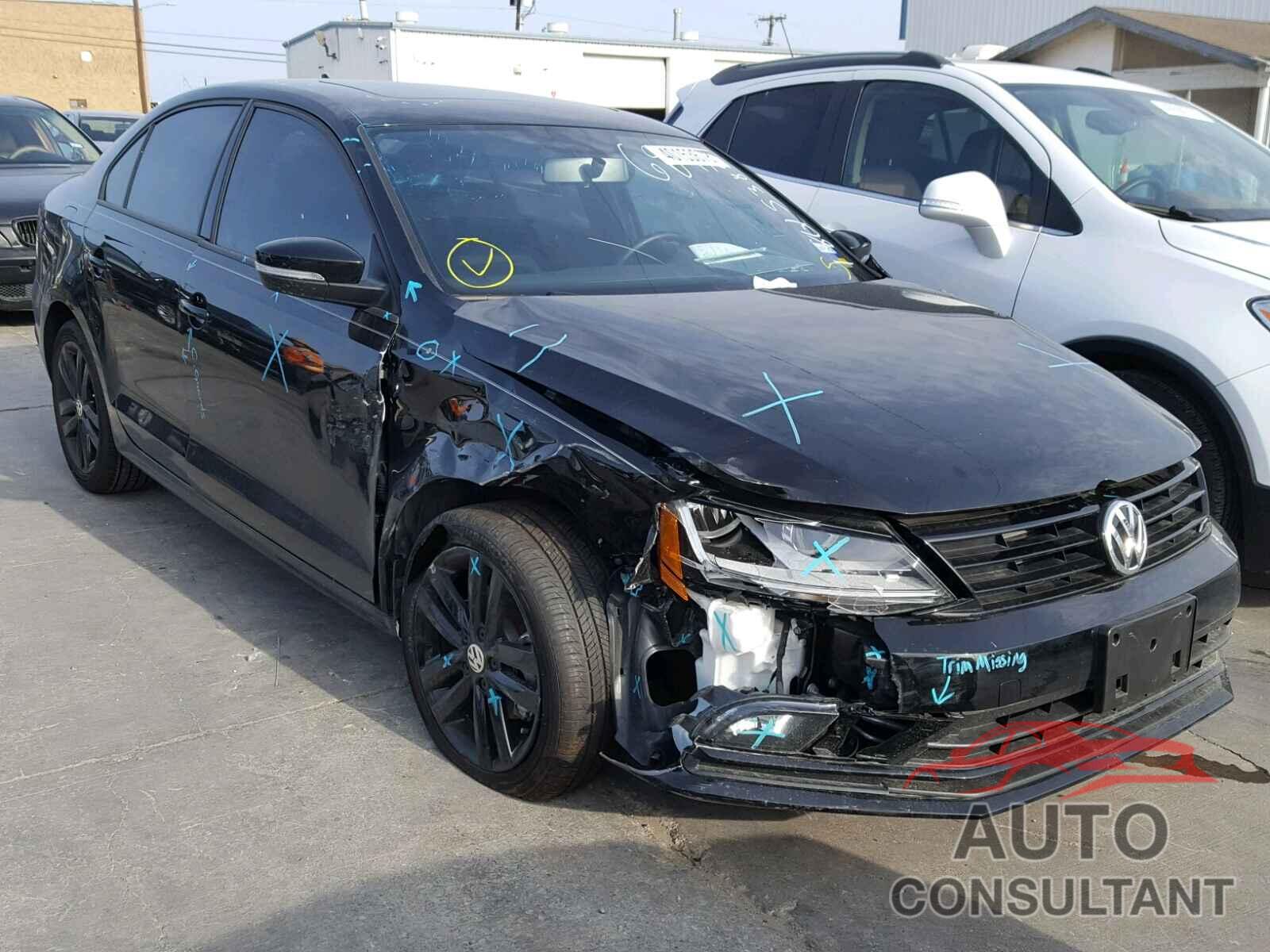 VOLKSWAGEN JETTA 2018 - 3VWD17AJ5JM210250