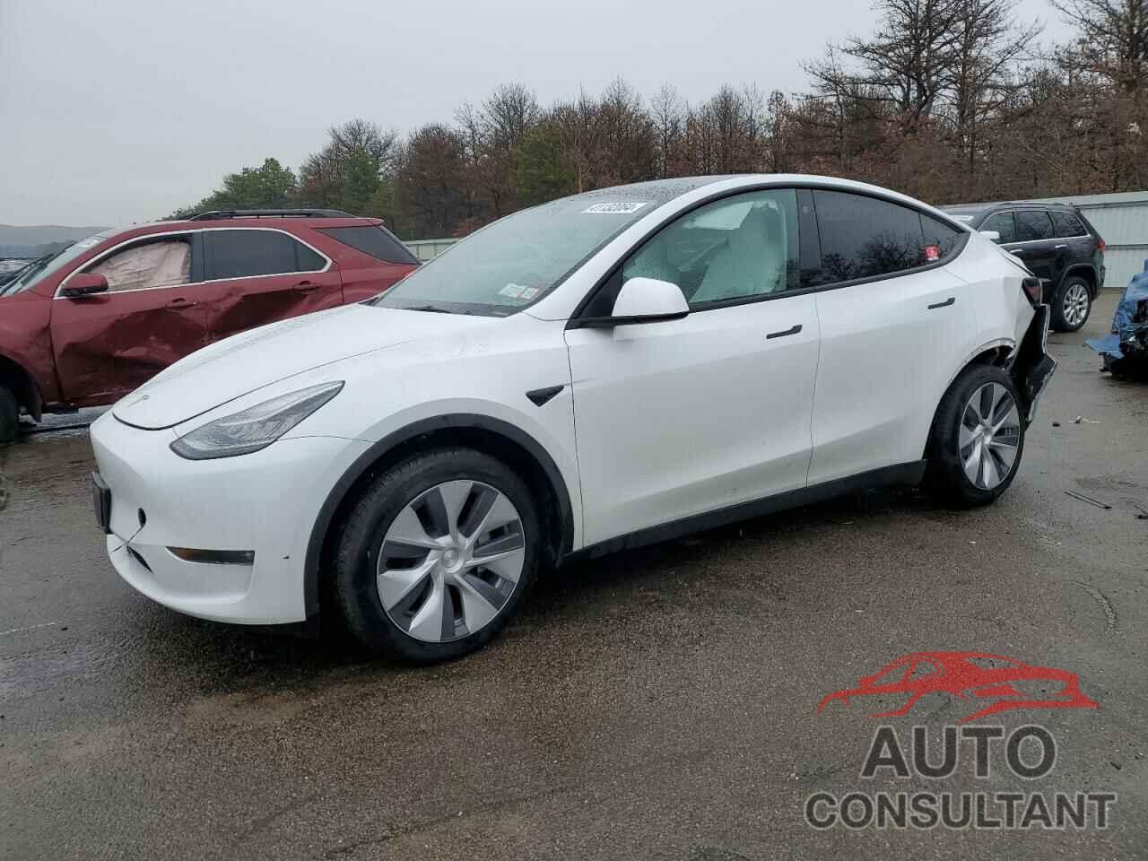 TESLA MODEL Y 2023 - 7SAYGDEEXPF610982