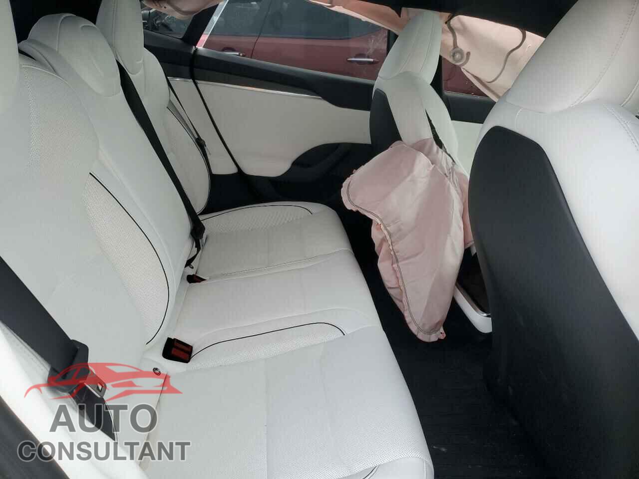 TESLA MODEL S 2023 - 5YJSA1E62PF514632