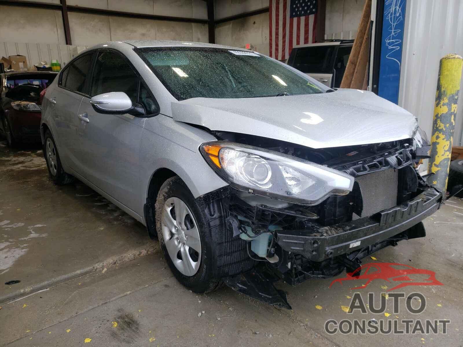 KIA FORTE 2016 - KNAFX4A64G5592674