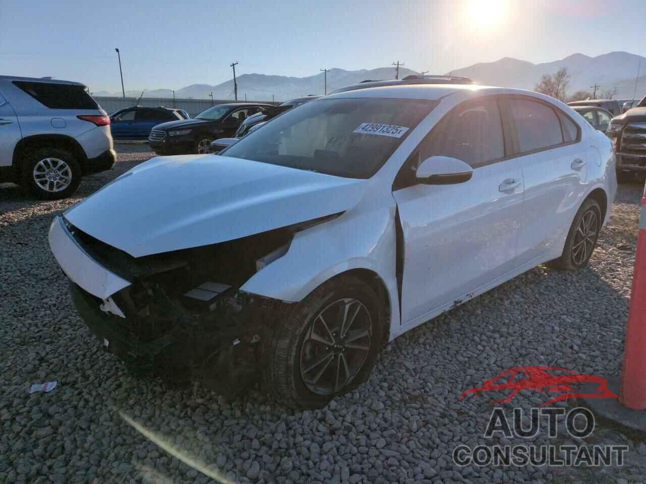 KIA FORTE 2023 - 3KPF24AD5PE552365