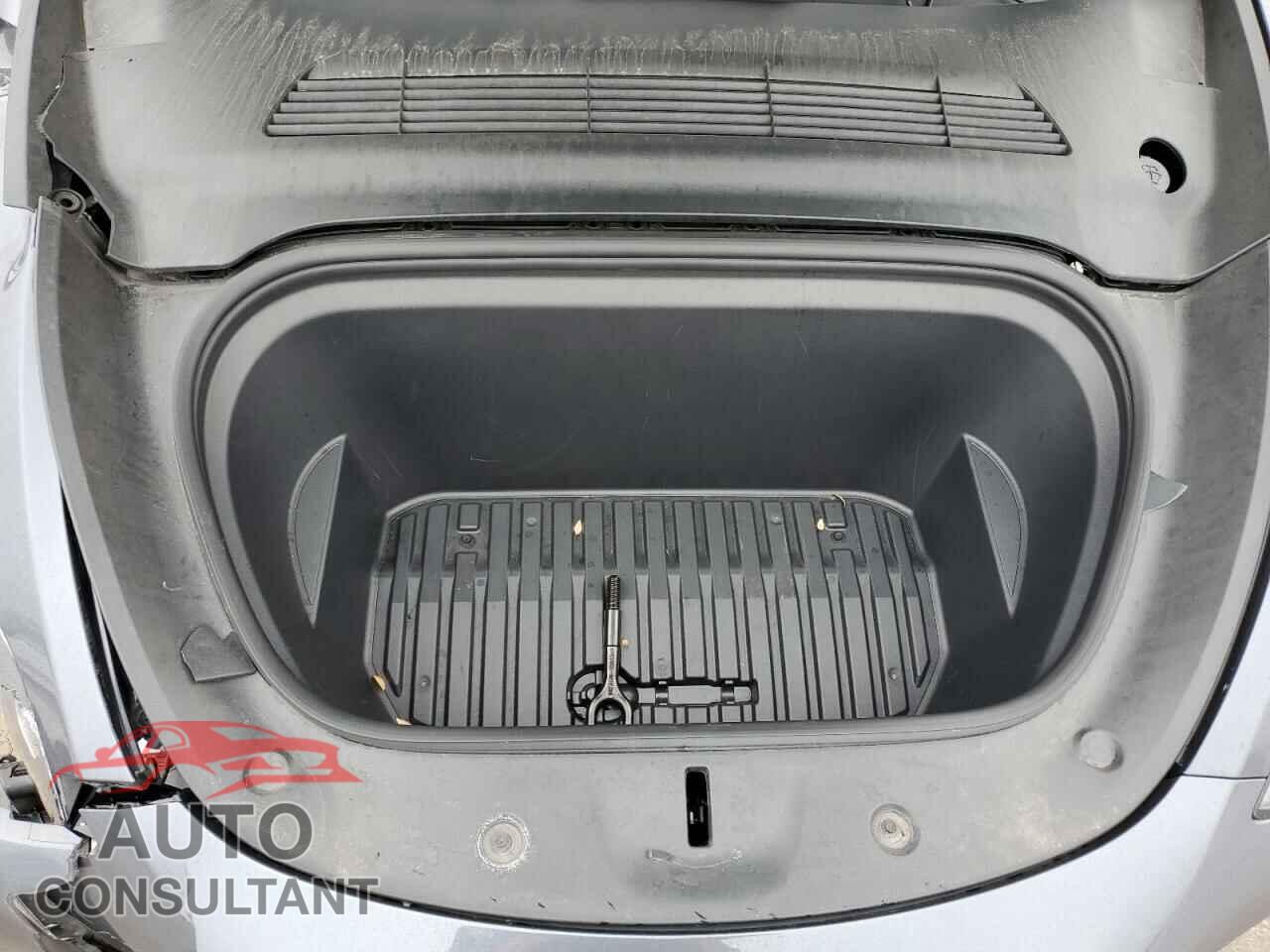 TESLA MODEL Y 2022 - 7SAYGDEE2NF387009