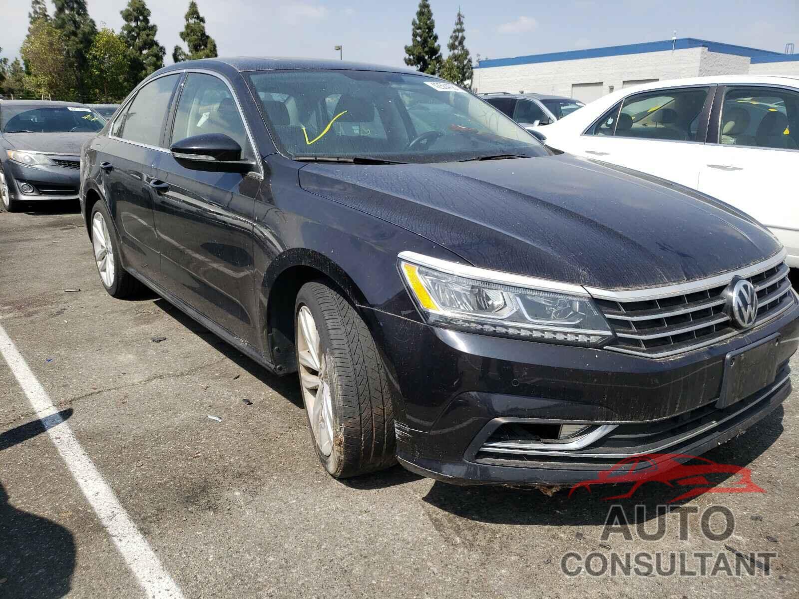 VOLKSWAGEN PASSAT 2018 - 1VWBA7A37JC016460