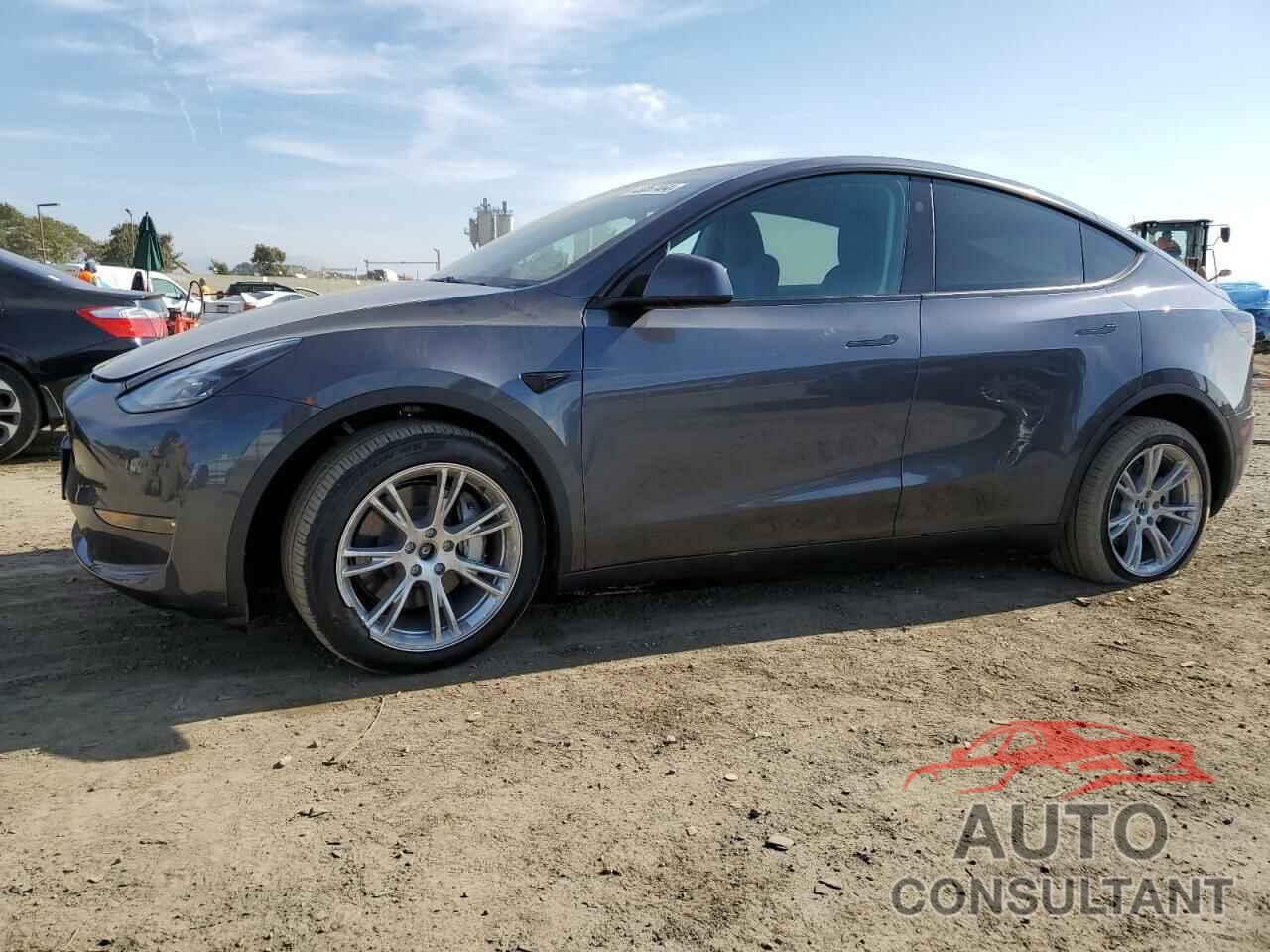 TESLA MODEL Y 2023 - 7SAYGDEEXPA194090