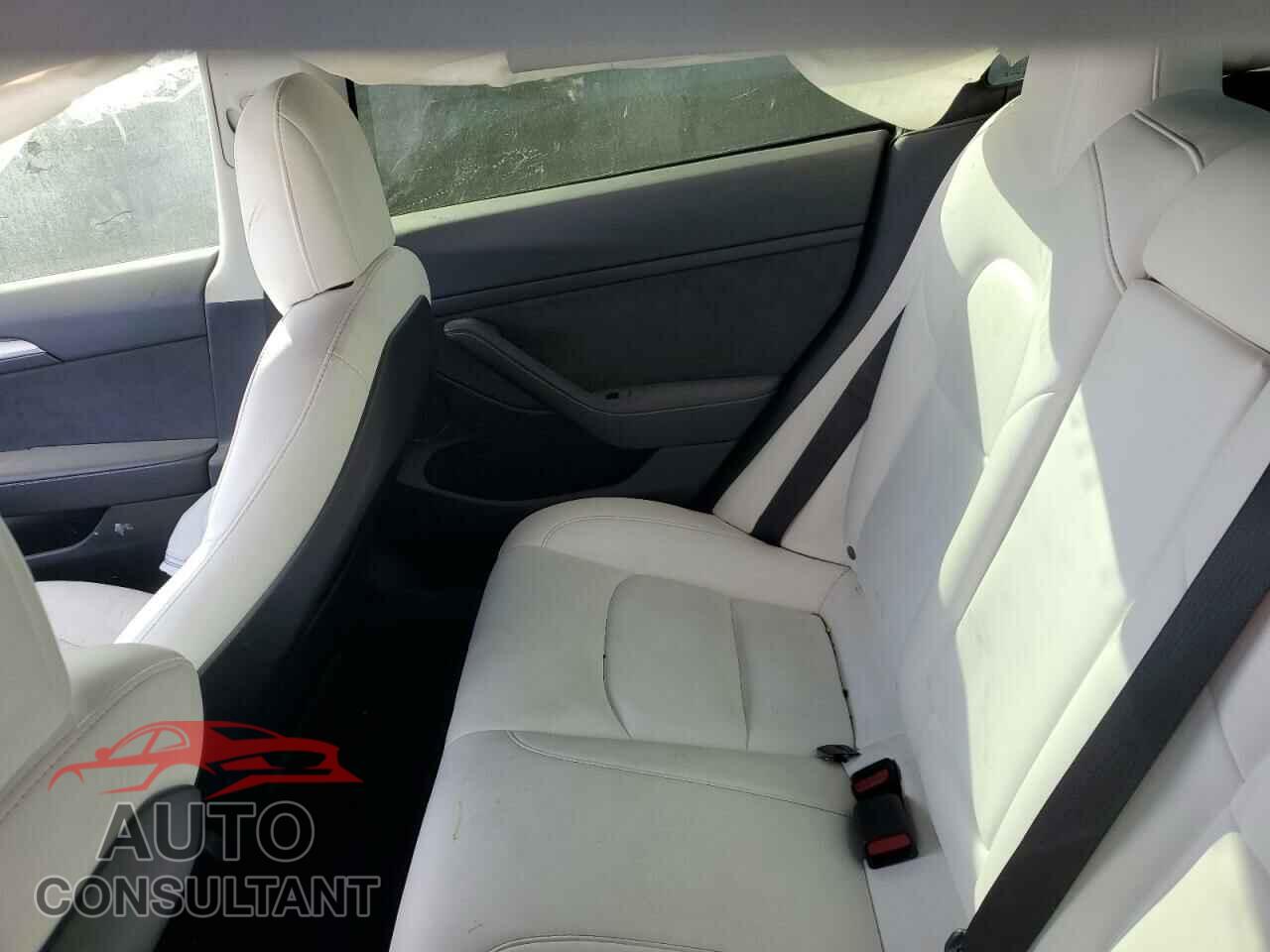 TESLA MODEL 3 2021 - 5YJ3E1EB8MF035746