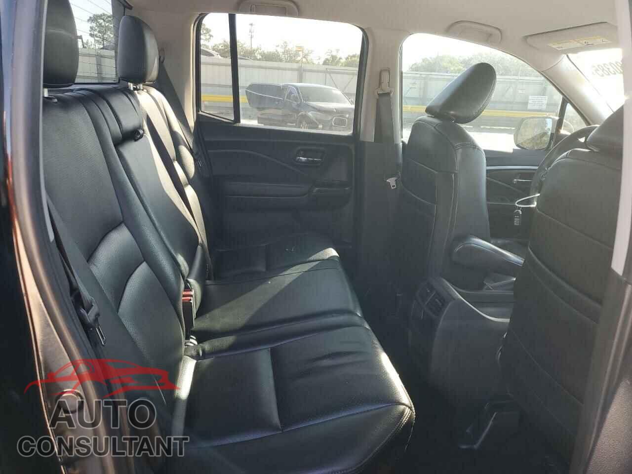 HONDA RIDGELINE 2017 - 5FPYK2F15HB004803