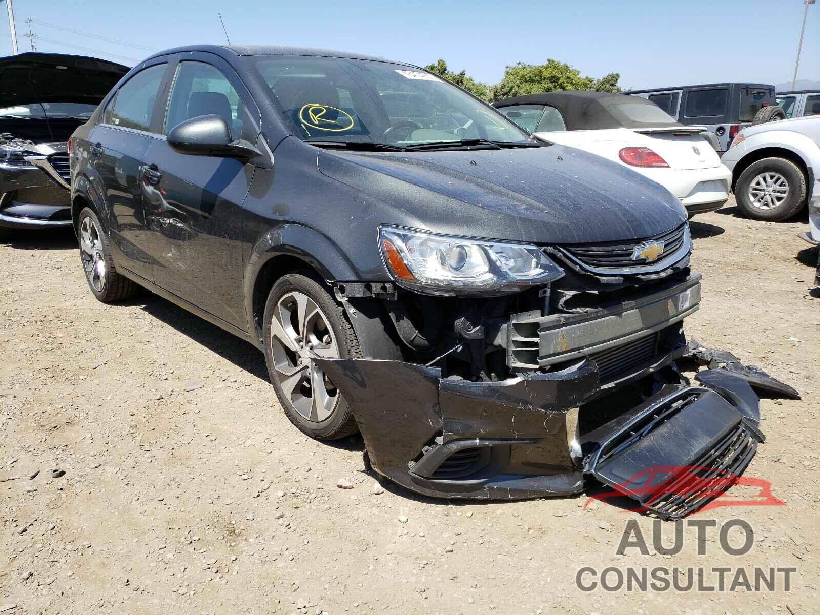 CHEVROLET SONIC 2017 - 1G1JF5SB9H4101646