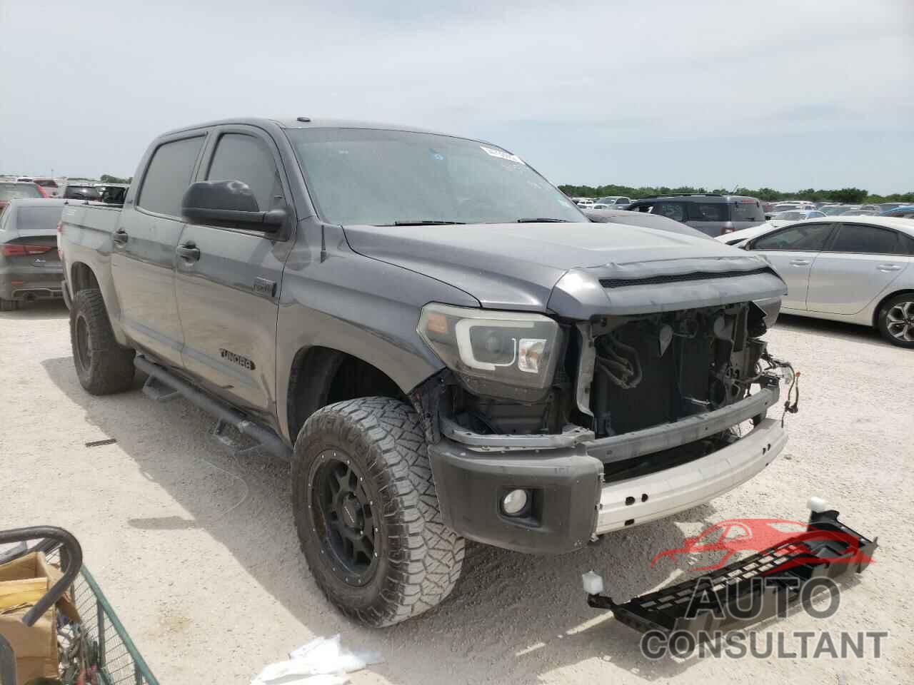 TOYOTA TUNDRA 2016 - 5TFDW5F13GX557211