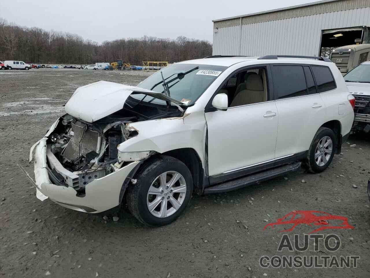 TOYOTA HIGHLANDER 2013 - 5TDBK3EH0DS186936