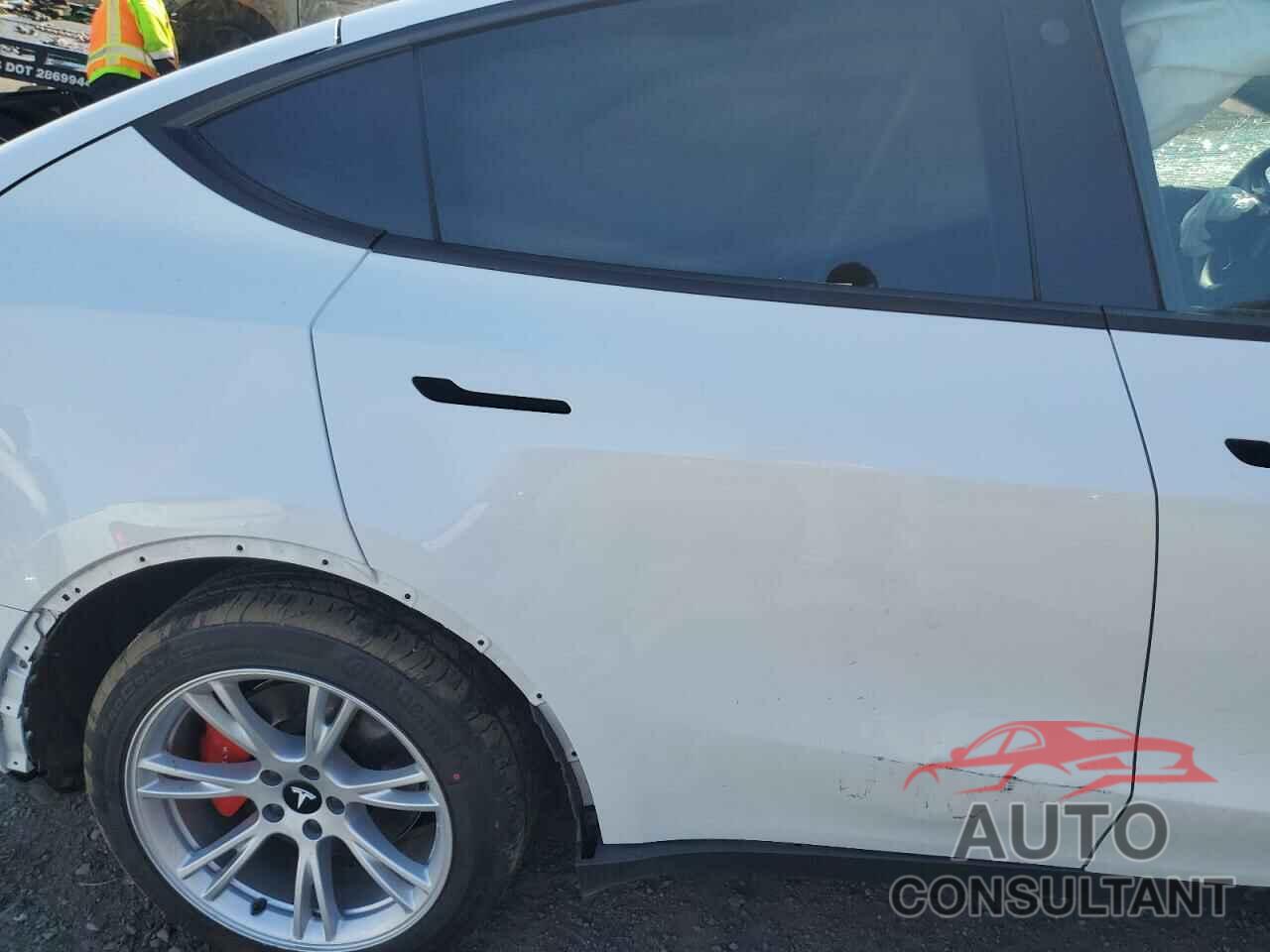 TESLA MODEL Y 2022 - 7SAYGDEF8NF505069