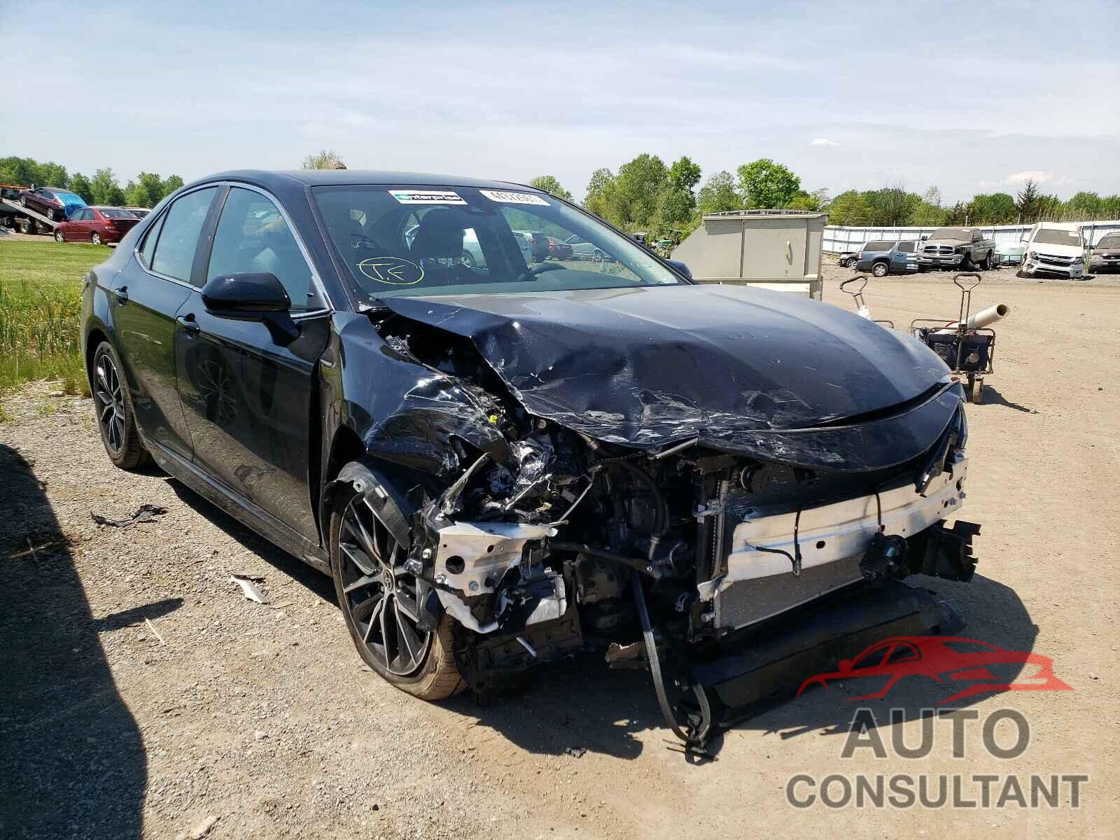 TOYOTA CAMRY 2021 - 4T1G11AK8MU540059