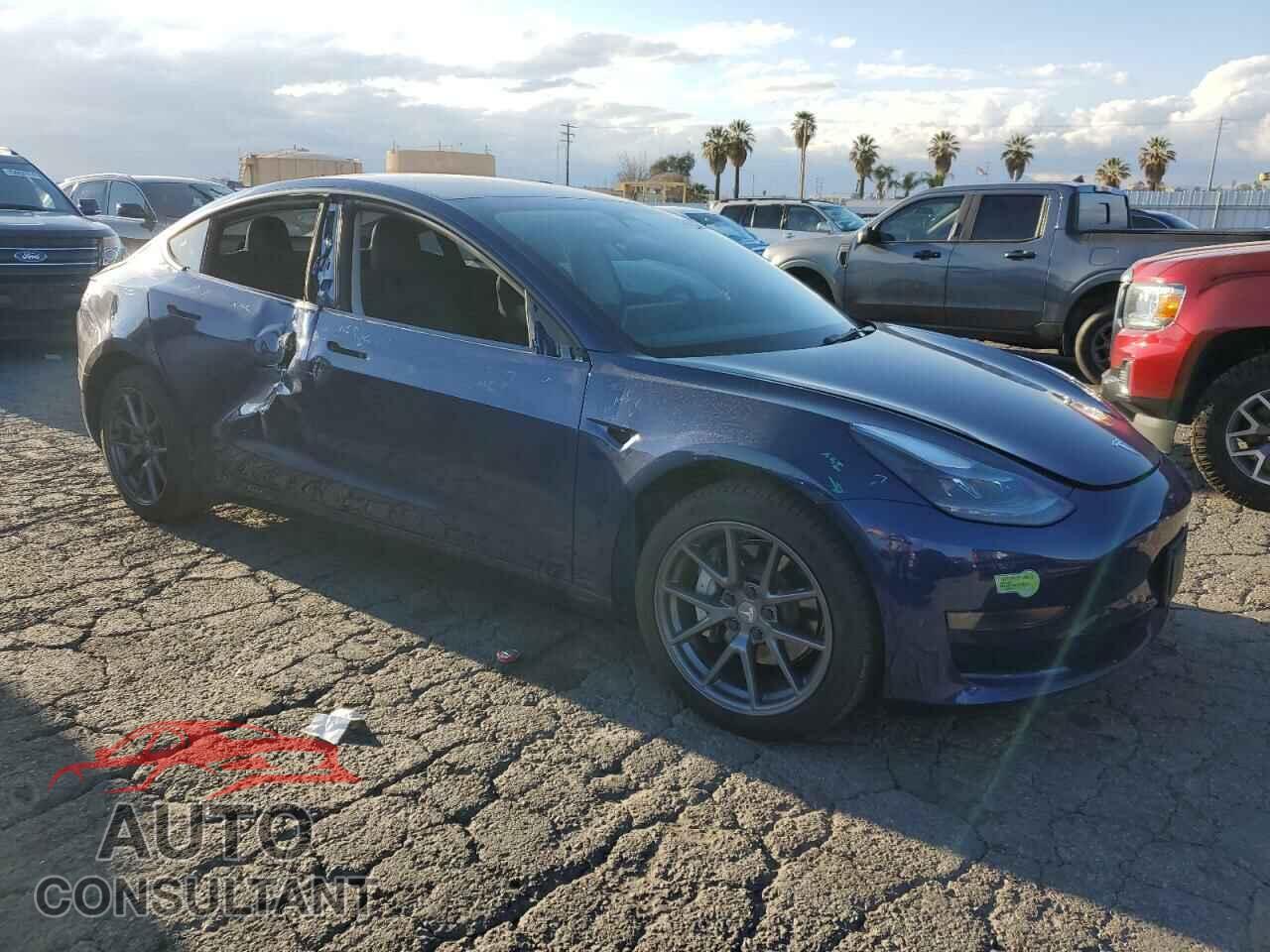 TESLA MODEL 3 2022 - 5YJ3E1EA9NF373357