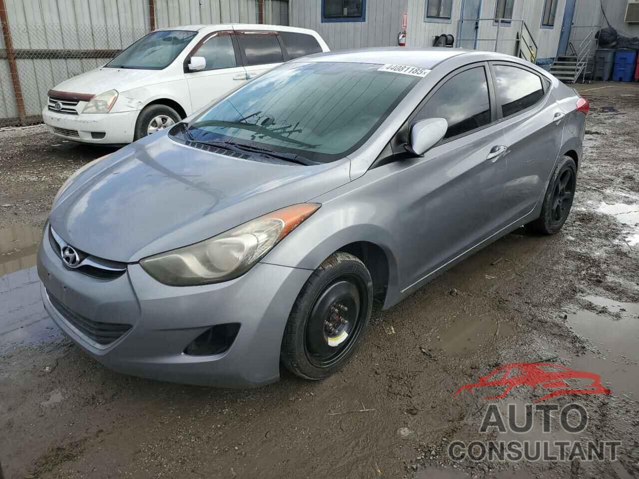 HYUNDAI ELANTRA 2013 - KMHDH4AE5DU977480