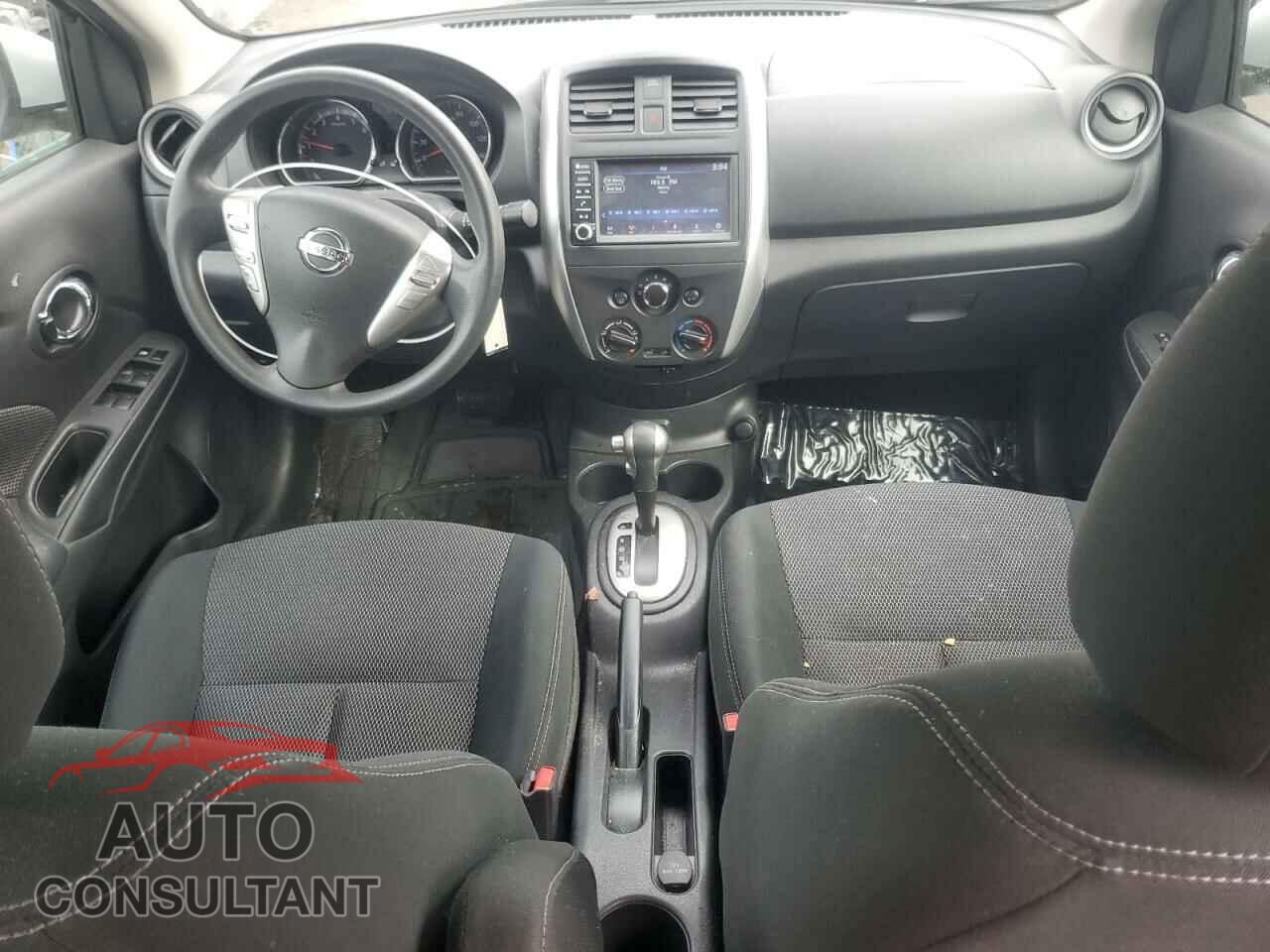 NISSAN VERSA 2019 - 3N1CN7AP3KL840463