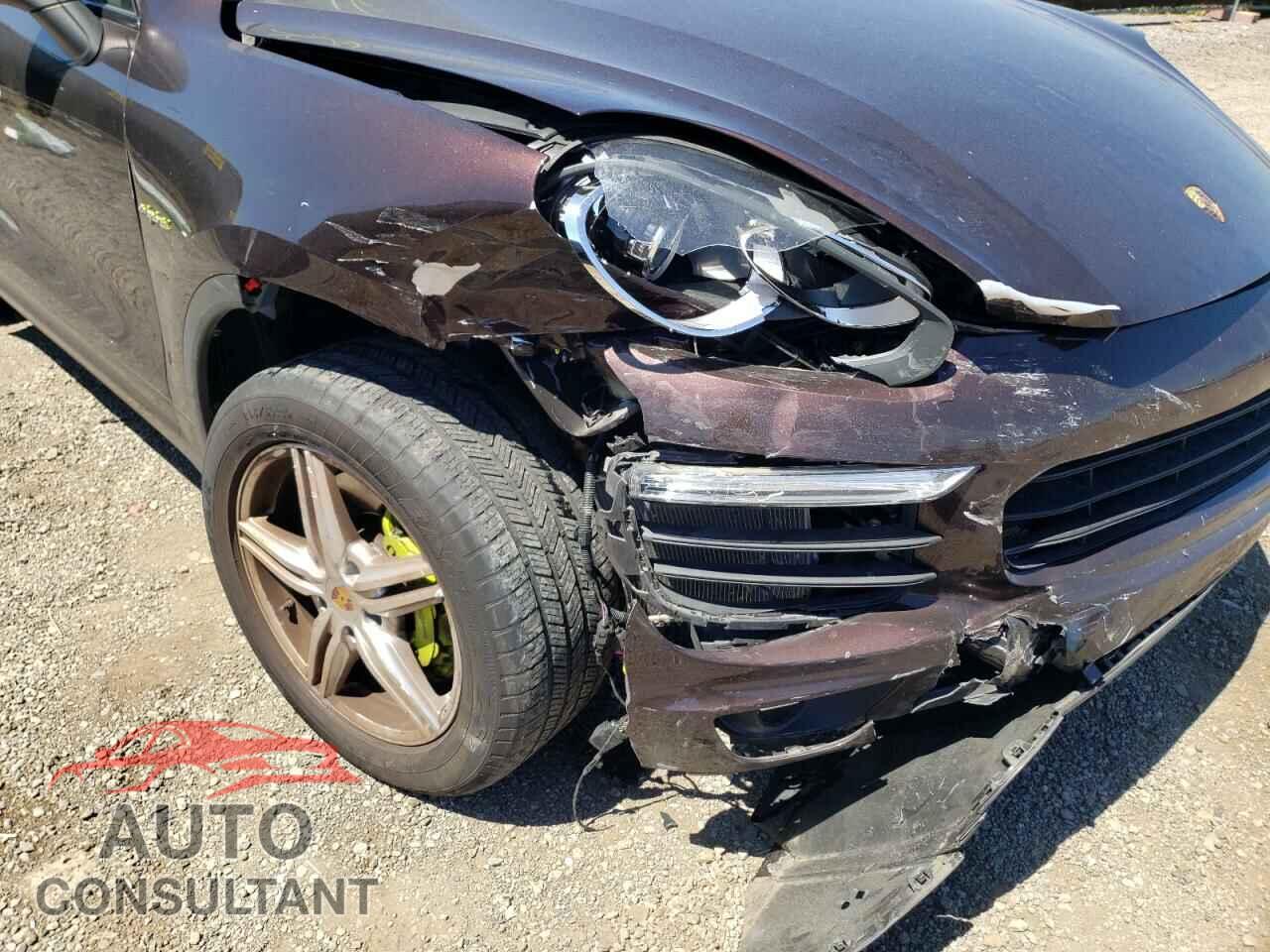 PORSCHE CAYENNE 2016 - WP1AE2A21GLA60877
