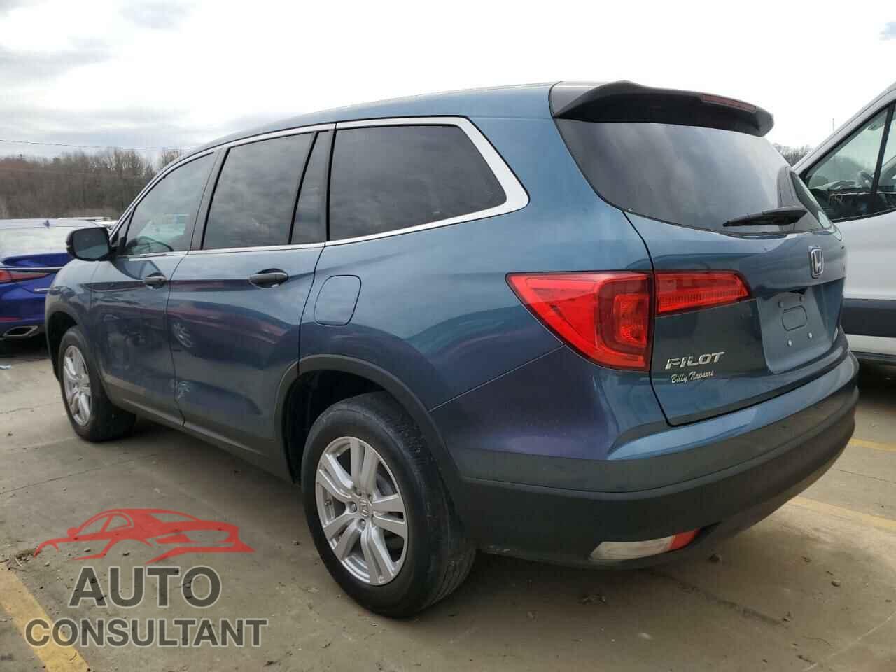 HONDA PILOT 2017 - 5FNYF5H12HB040279