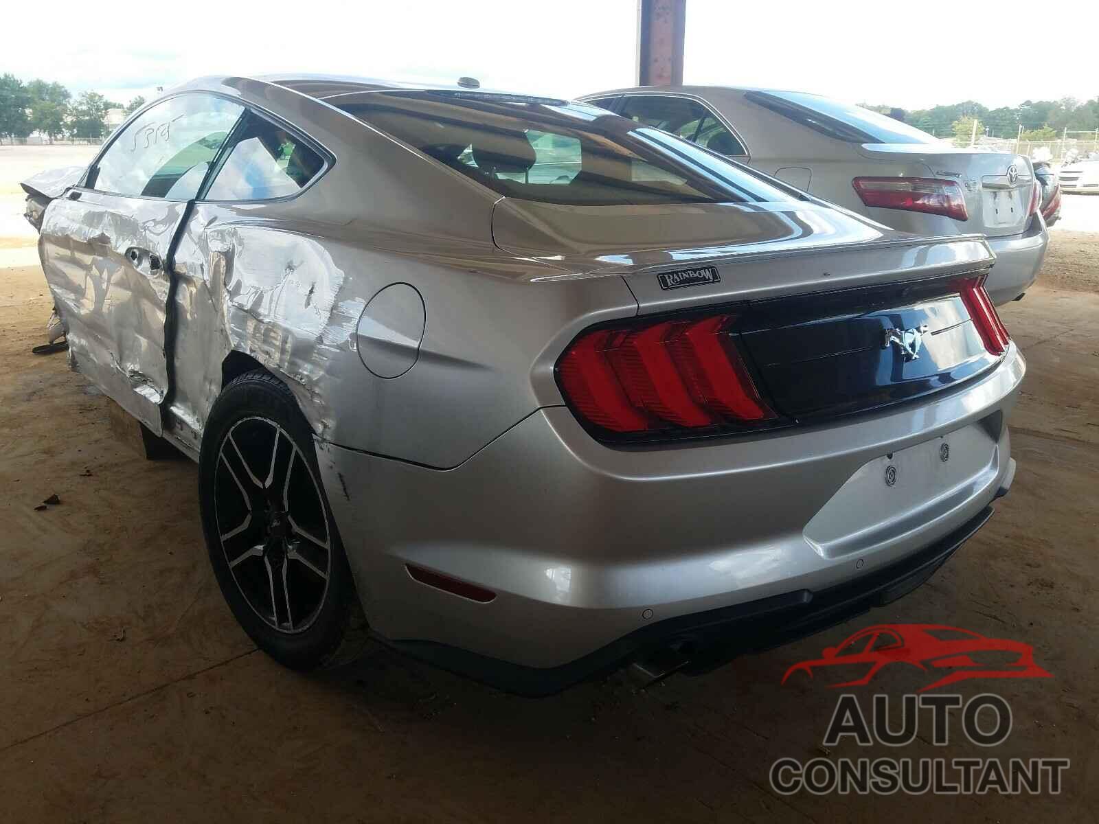 FORD MUSTANG 2018 - 1FA6P8TH0J5133843