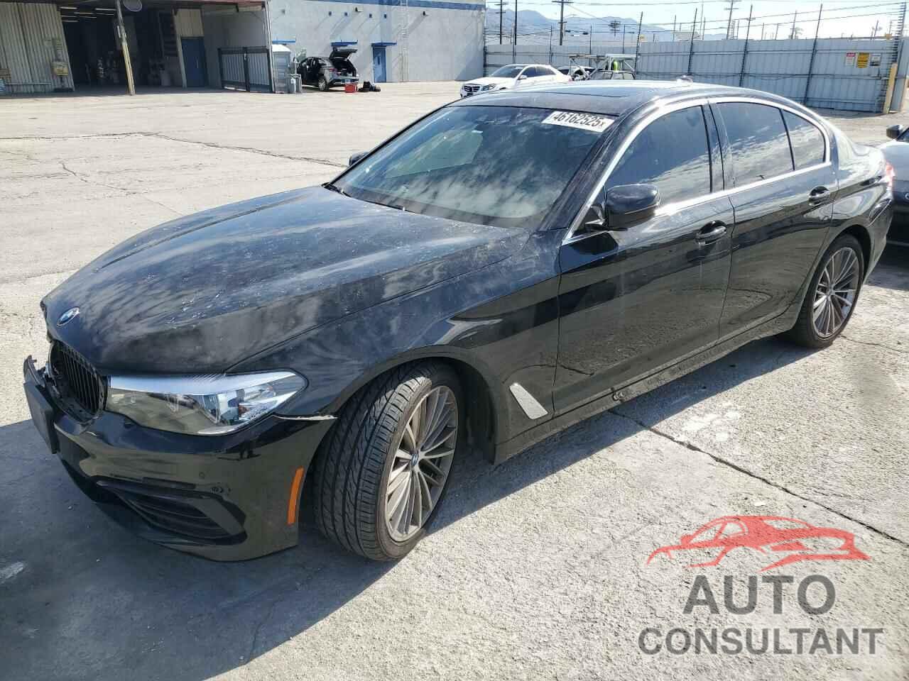 BMW 5 SERIES 2019 - WBAJA5C50KWW30068