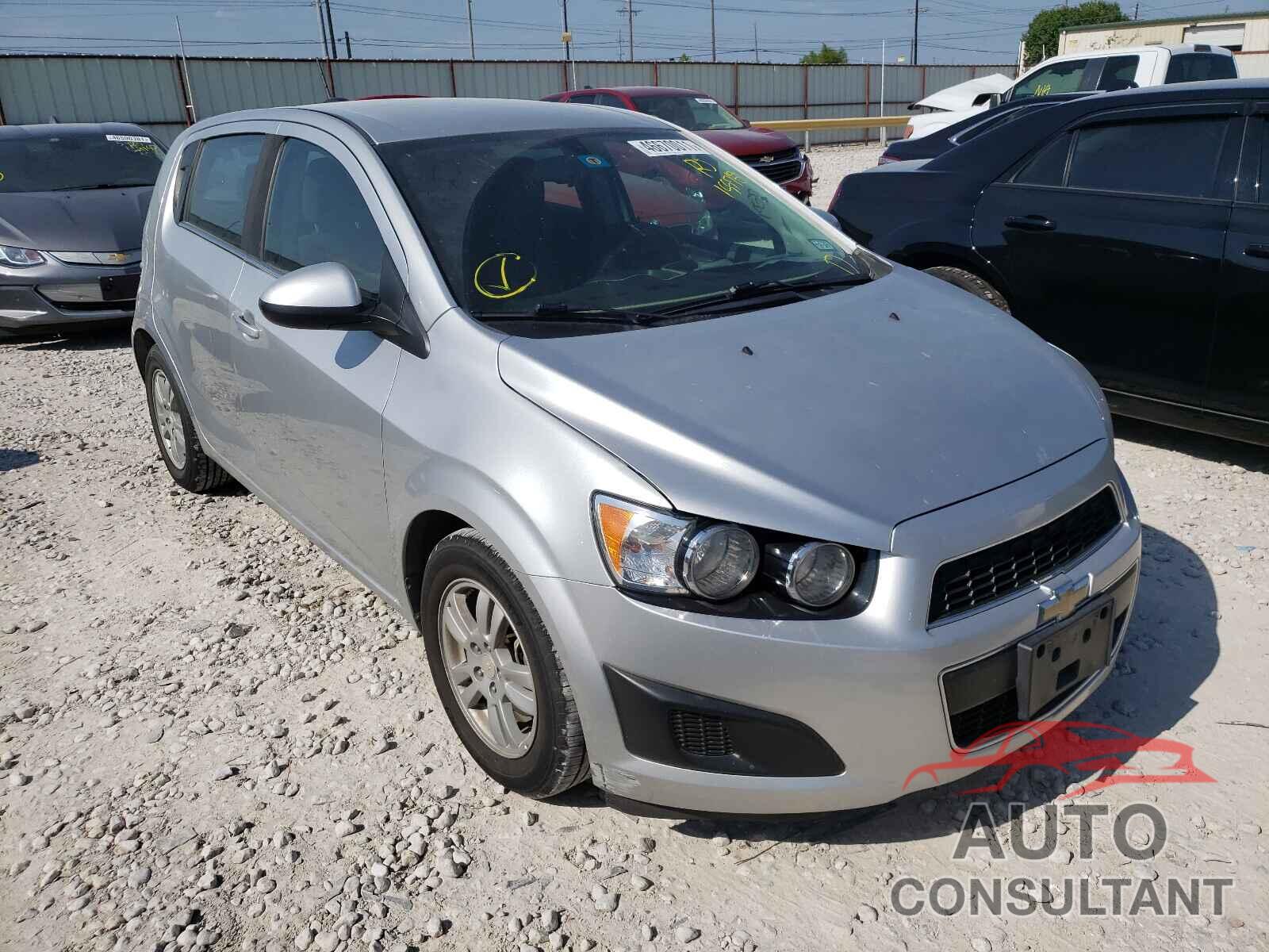 CHEVROLET SONIC 2016 - 1G1JC6SH0G4155788