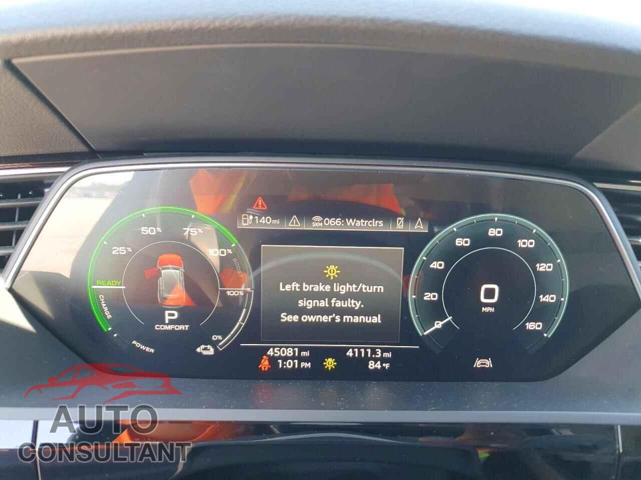 AUDI E-TRON 2019 - WA1LAAGE2KB010225