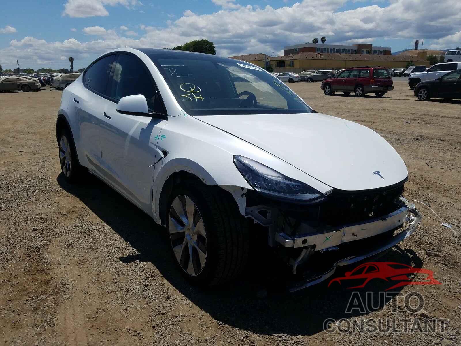 TESLA MODEL Y 2021 - 5YJYGDEE2MF150239