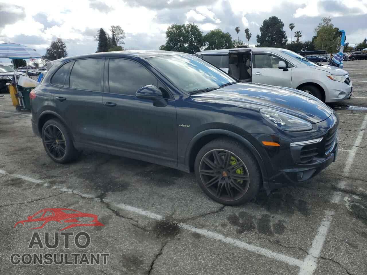 PORSCHE CAYENNE 2017 - WP1AE2A26HLA74128