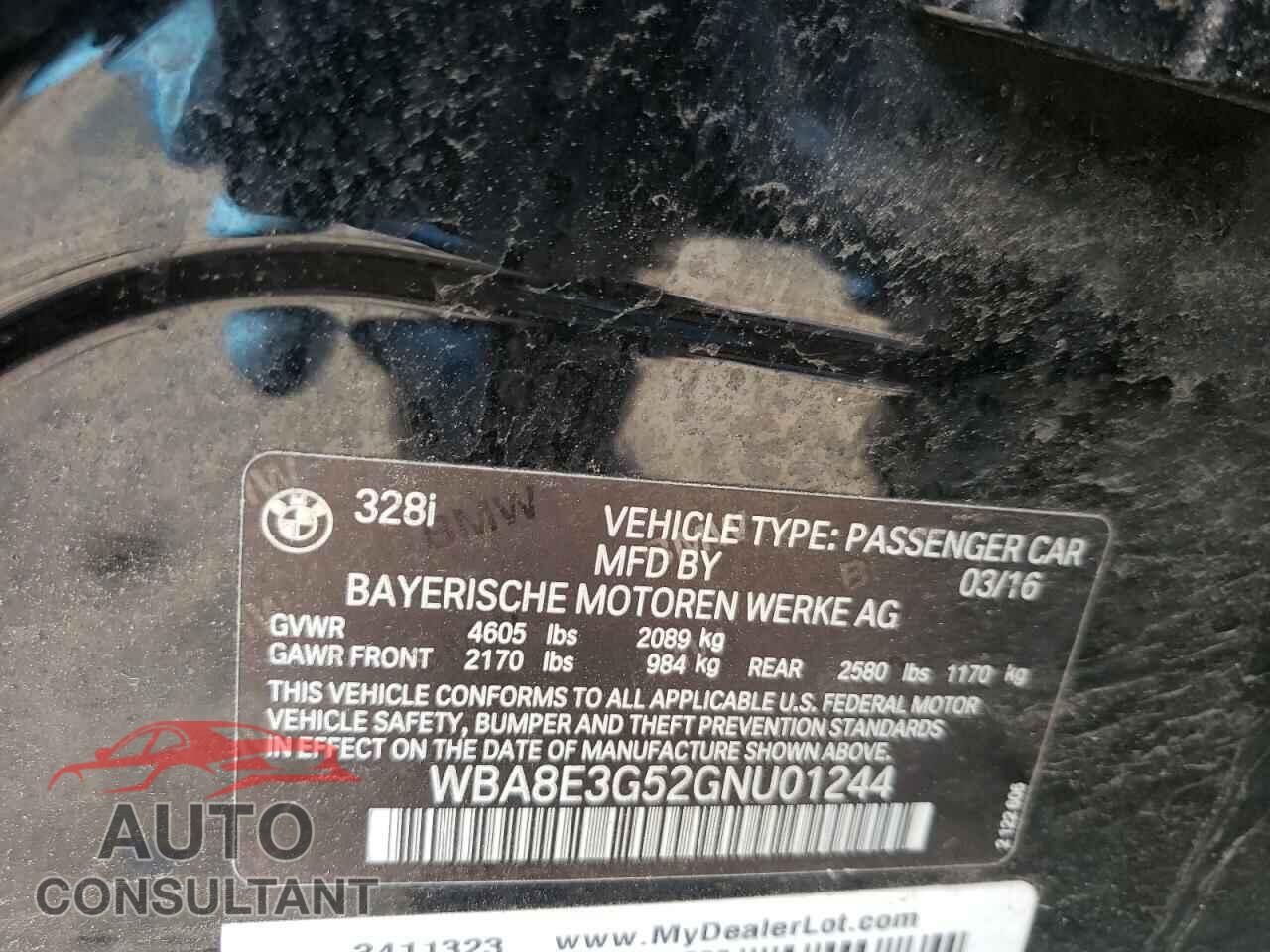 BMW 3 SERIES 2016 - WBA8E3G52GNU01244