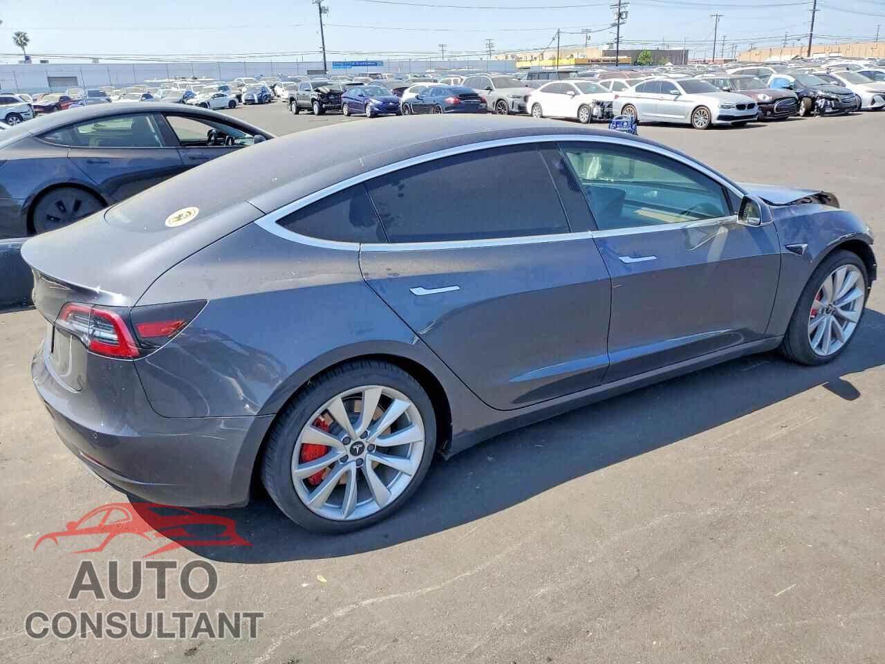 TESLA MODEL 3 2018 - 5YJ3E1EA4JF038663