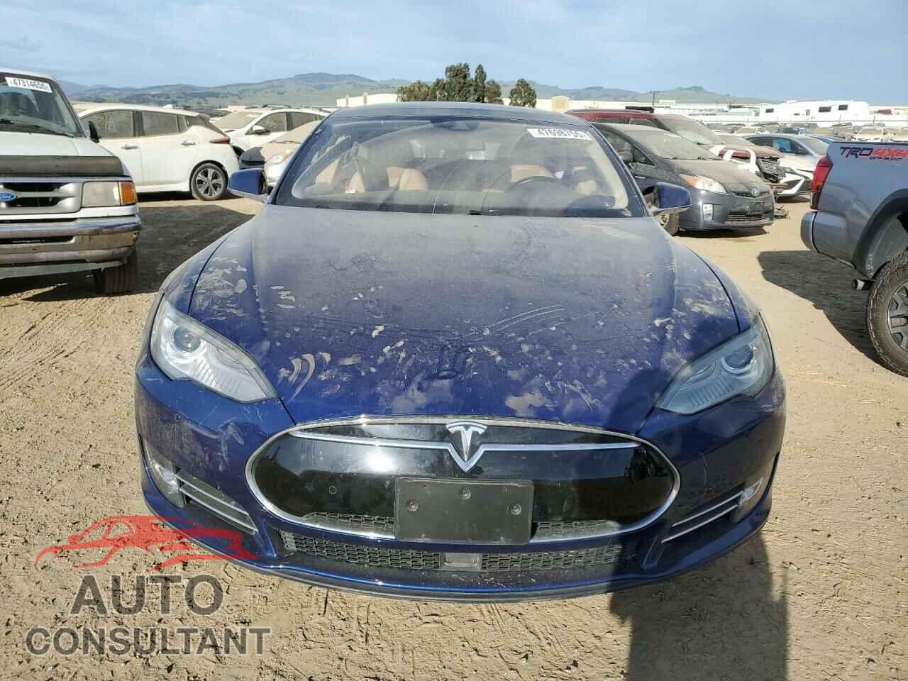 TESLA MODEL S 2015 - 5YJSA1E15FF113885
