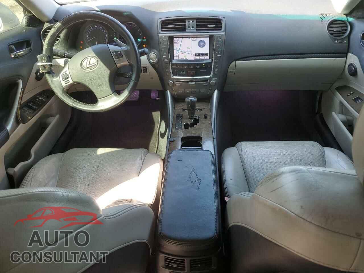 LEXUS IS 2011 - JTHBF5C29B5144202