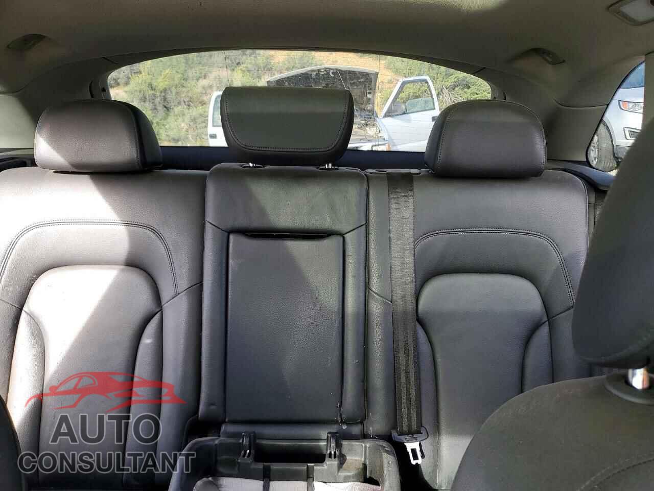 AUDI Q5 2011 - WA1DKAFP0BA084138