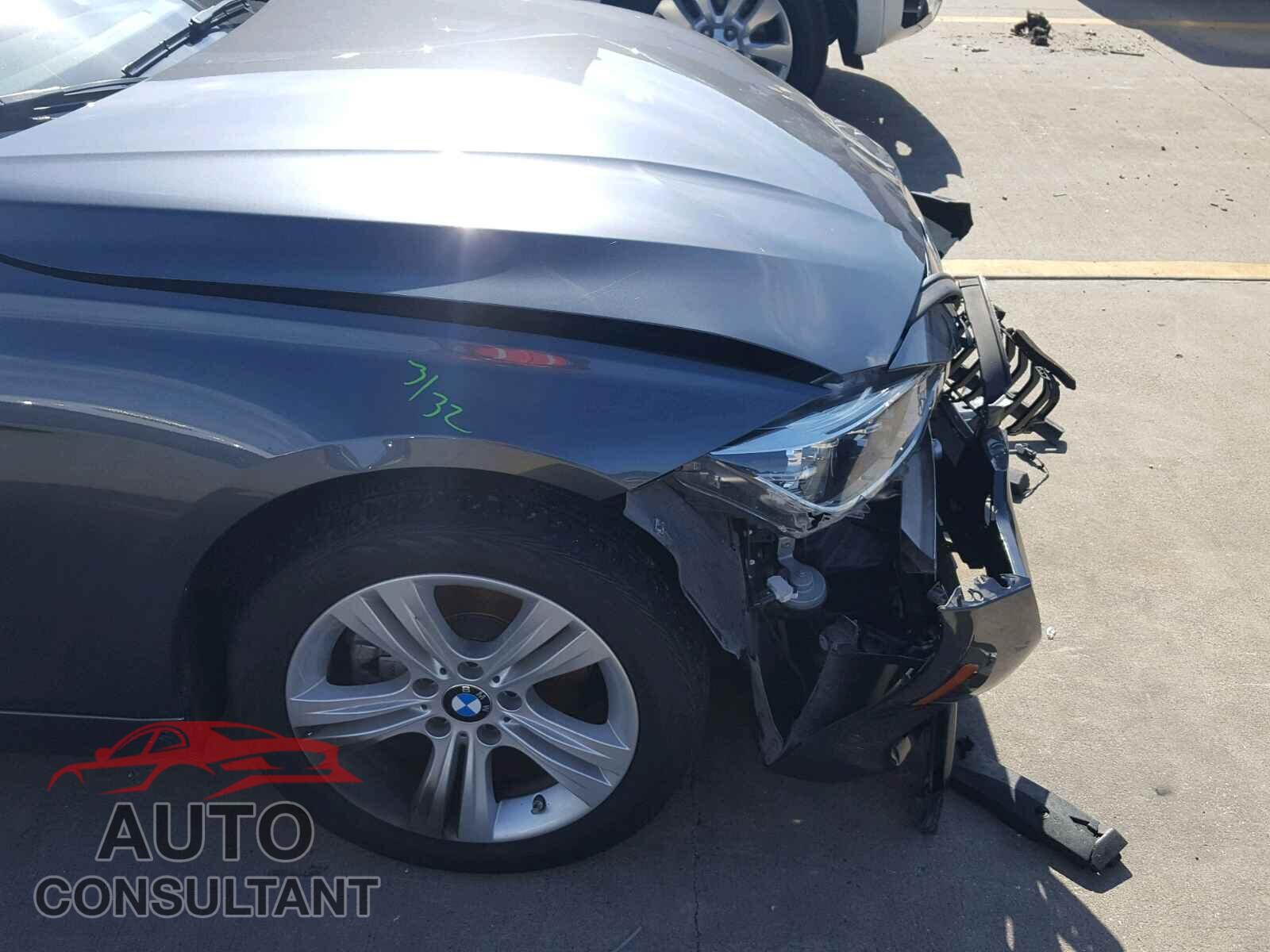 BMW 3 SERIES 2016 - WBA8E9G59GNU29352