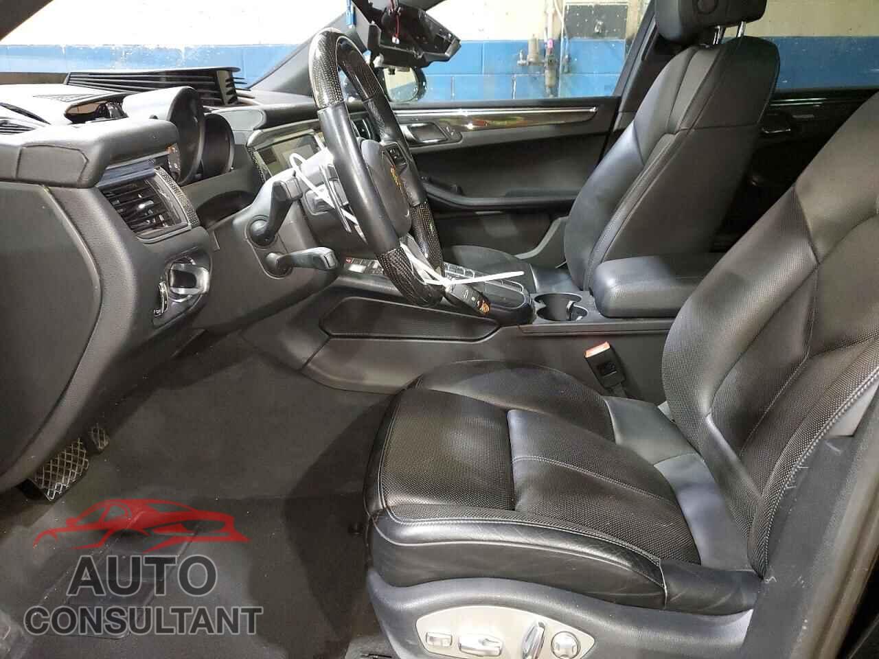 PORSCHE MACAN 2015 - WP1AB2A55FLB44122