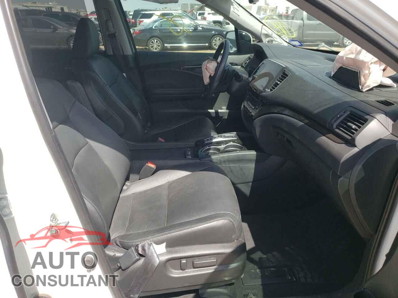 HONDA PILOT 2020 - 5FNYF5H61LB003177