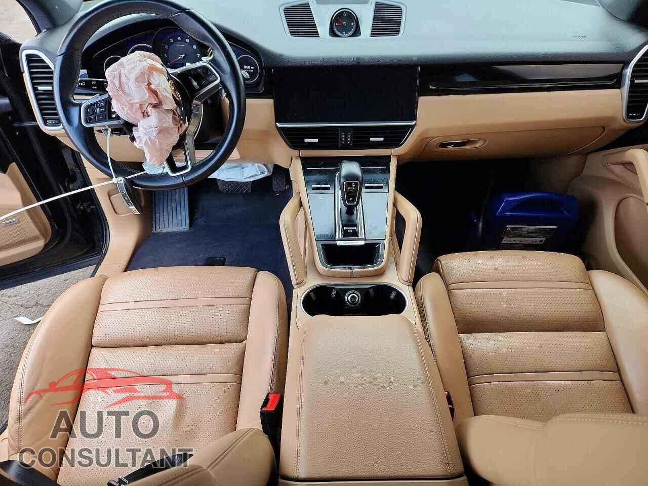PORSCHE CAYENNE 2019 - WP1AA2AY1KDA17627