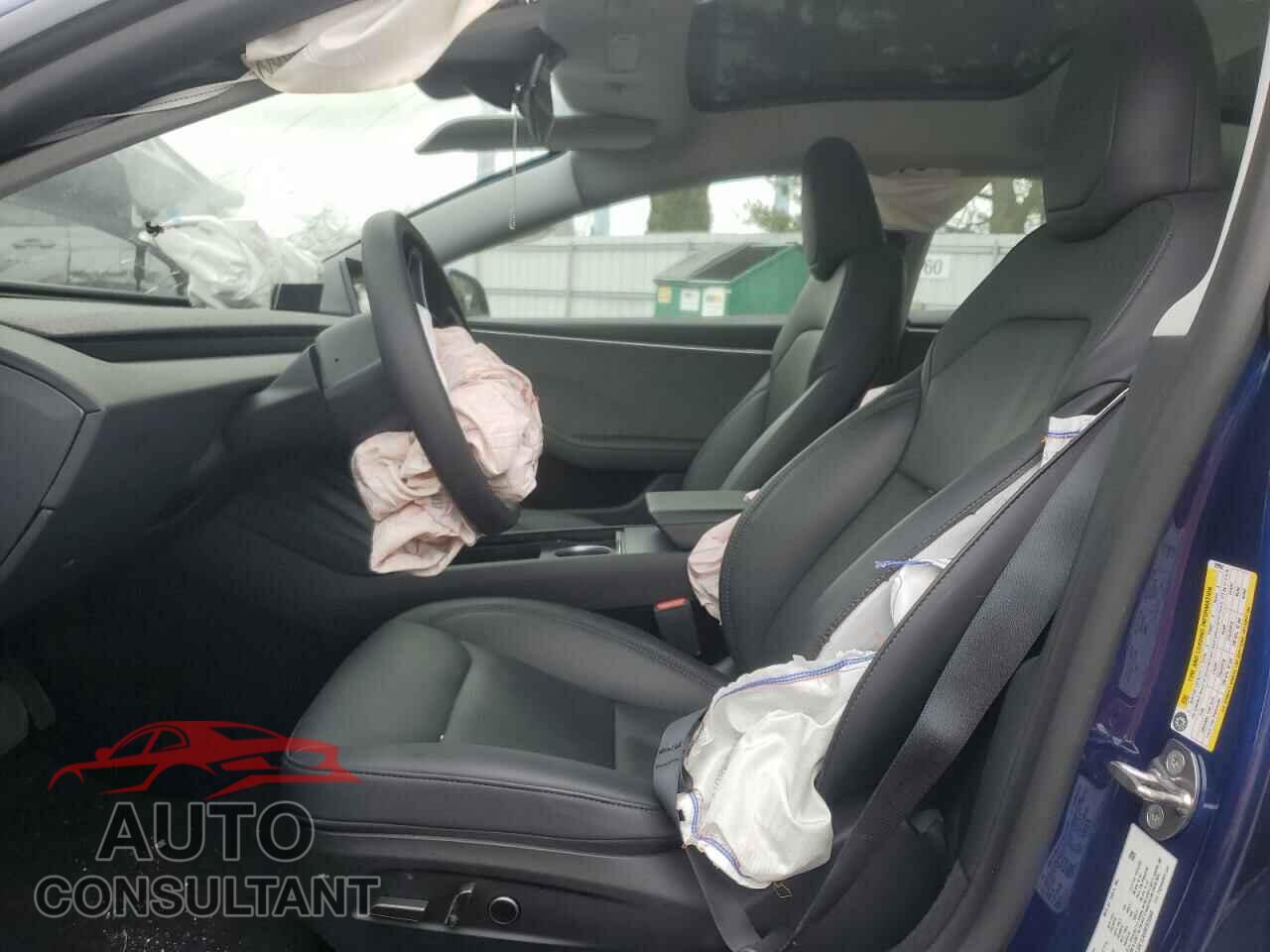 TESLA MODEL 3 2024 - 5YJ3E1EAXRF829940
