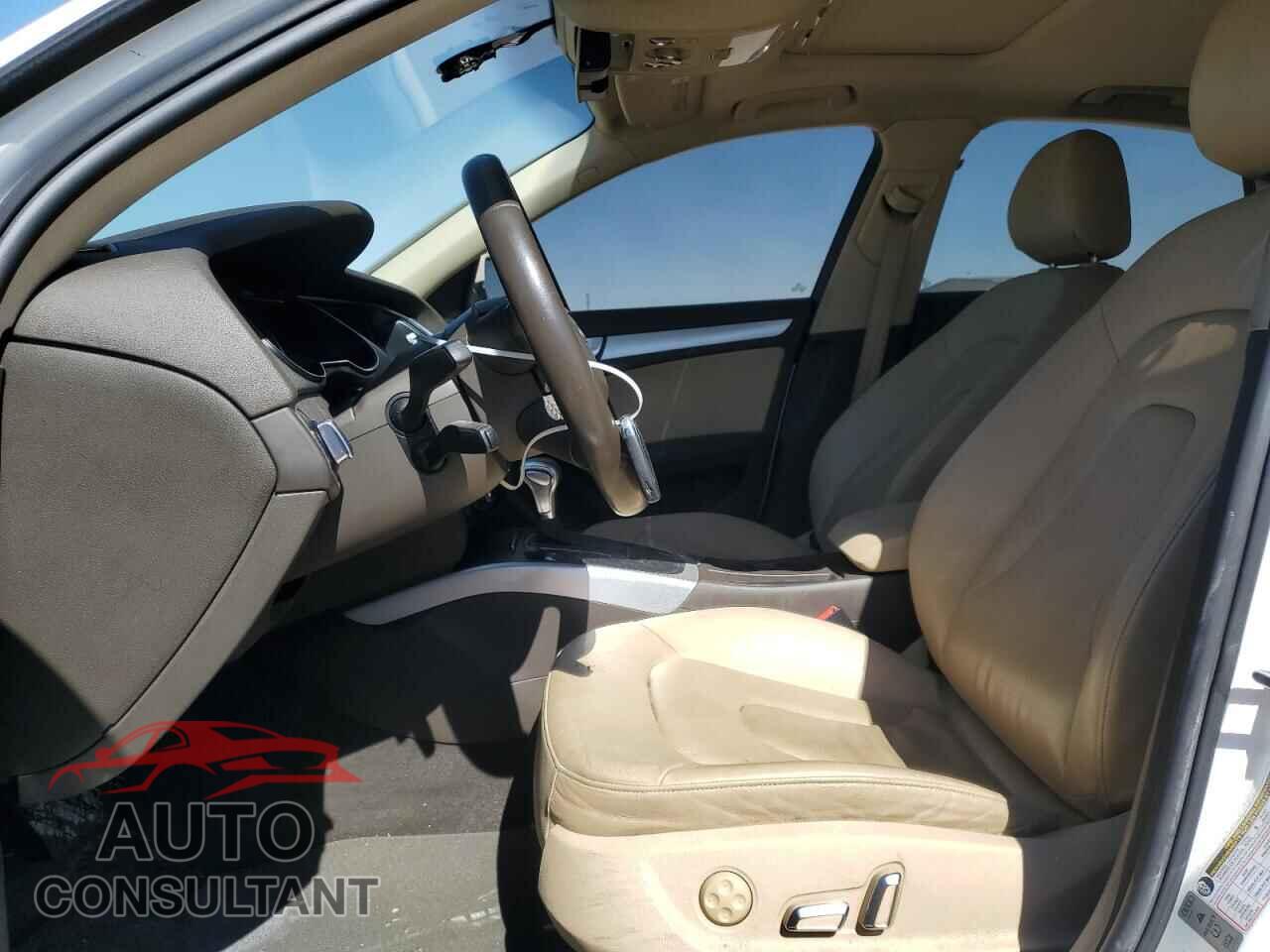 AUDI A4 2014 - WAUAFAFL5EN009617