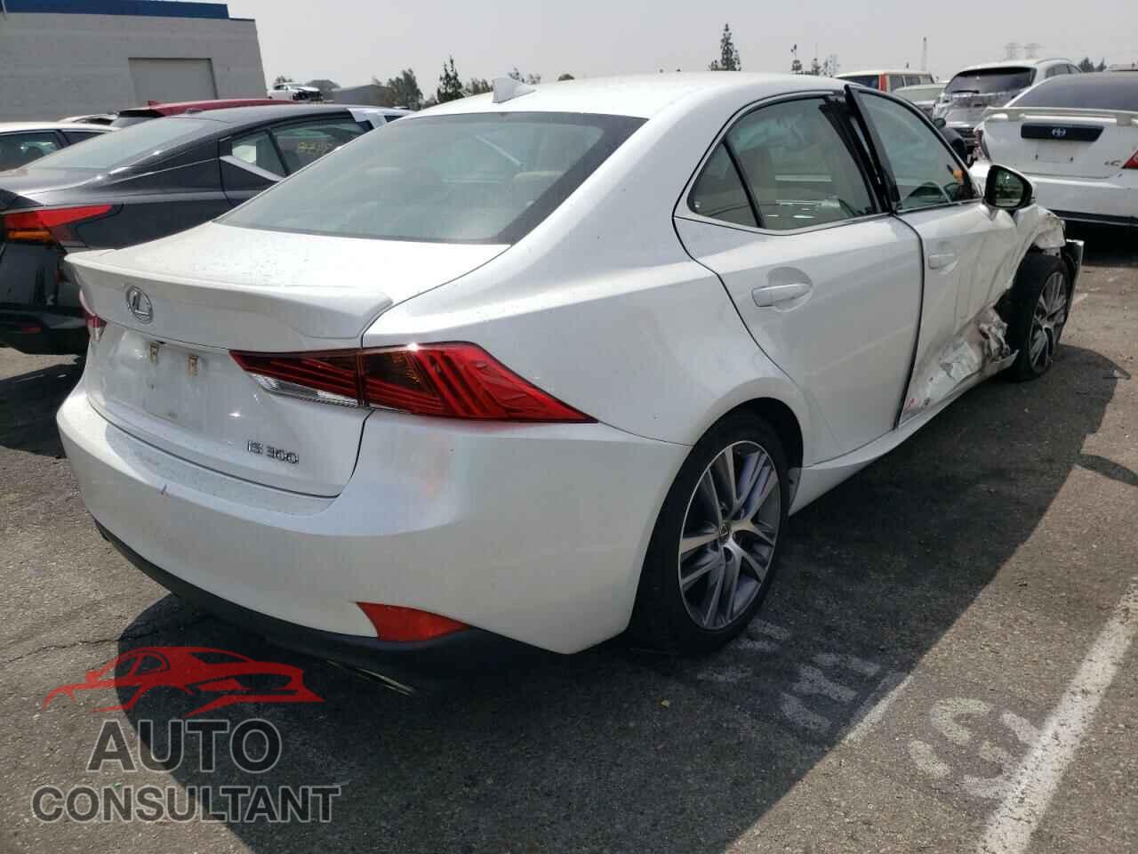 LEXUS IS 2018 - JTHBA1D23J5079657