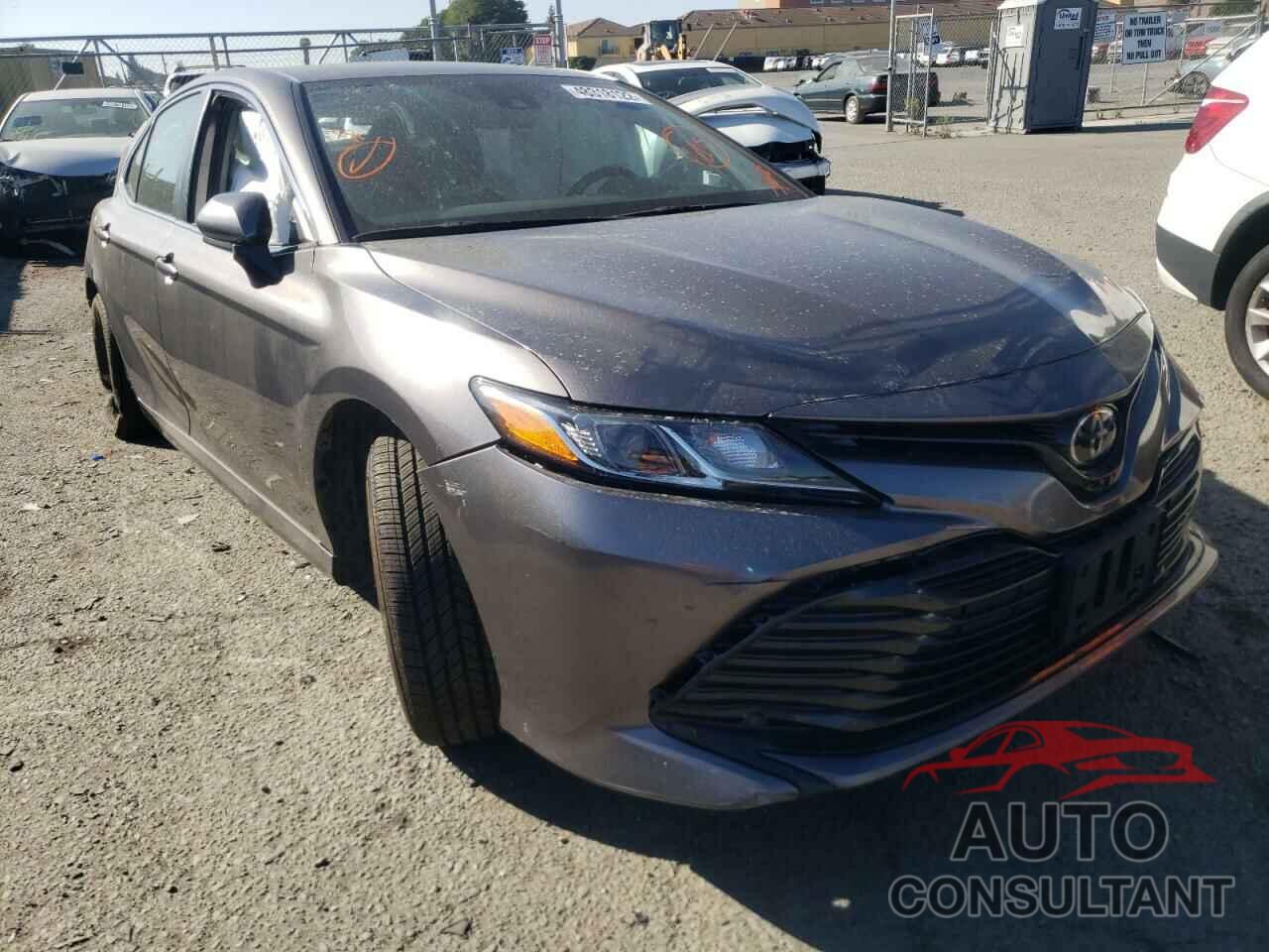 TOYOTA CAMRY 2019 - 4T1B11HK1KU690379