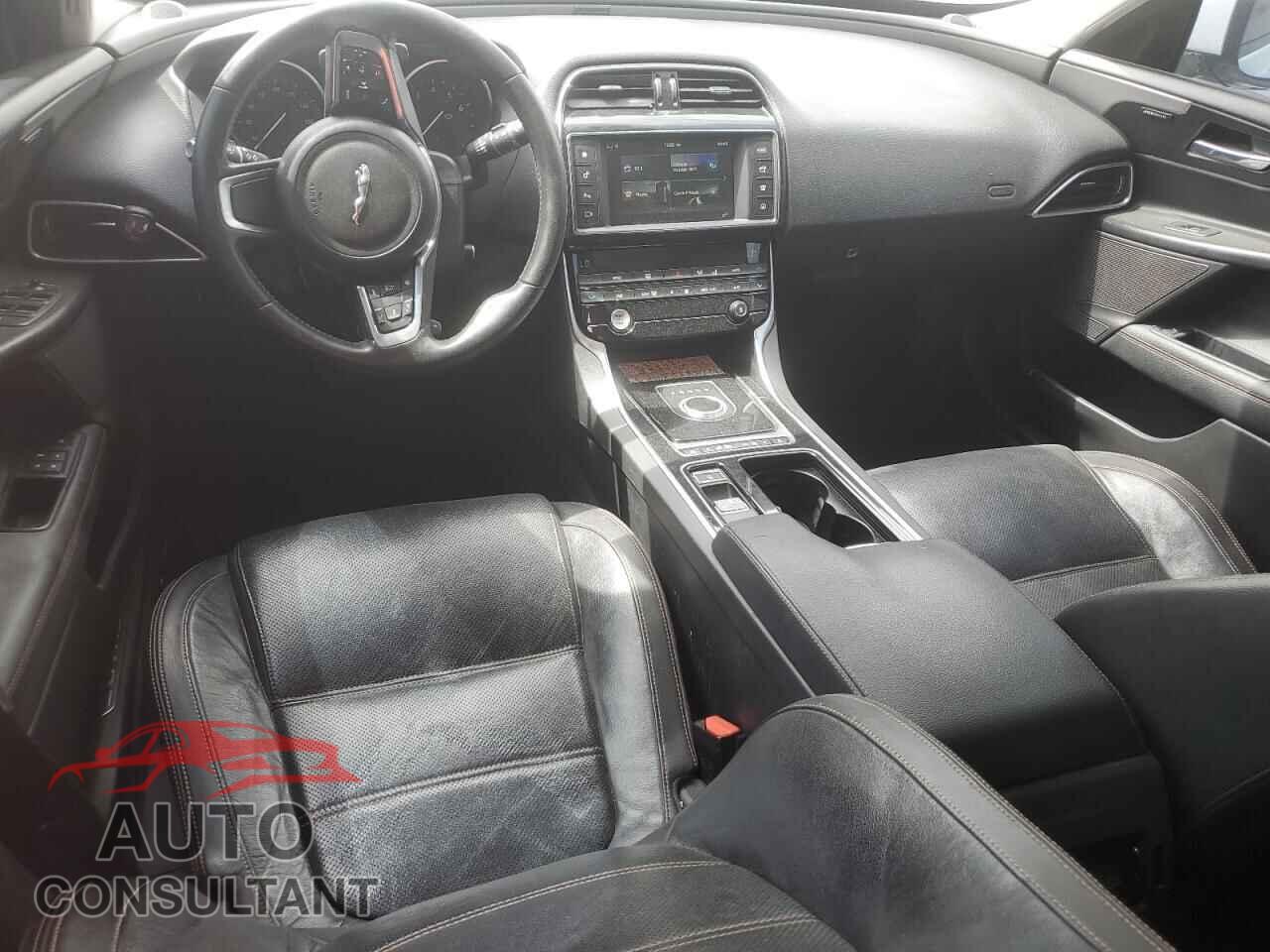 JAGUAR XE 2018 - SAJAE4FX0JCP38674