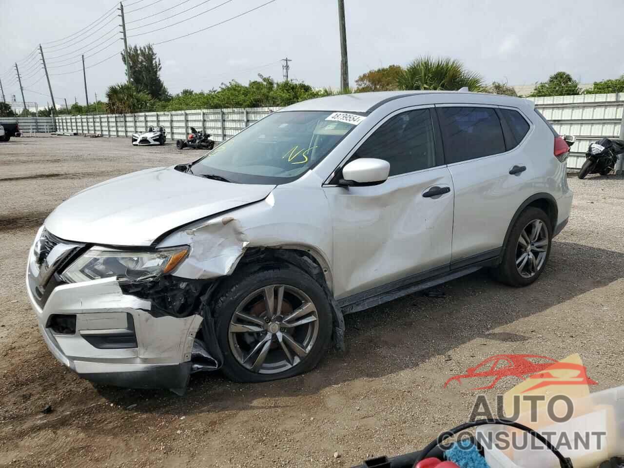 NISSAN ROGUE 2017 - KNMAT2MT1HP541895