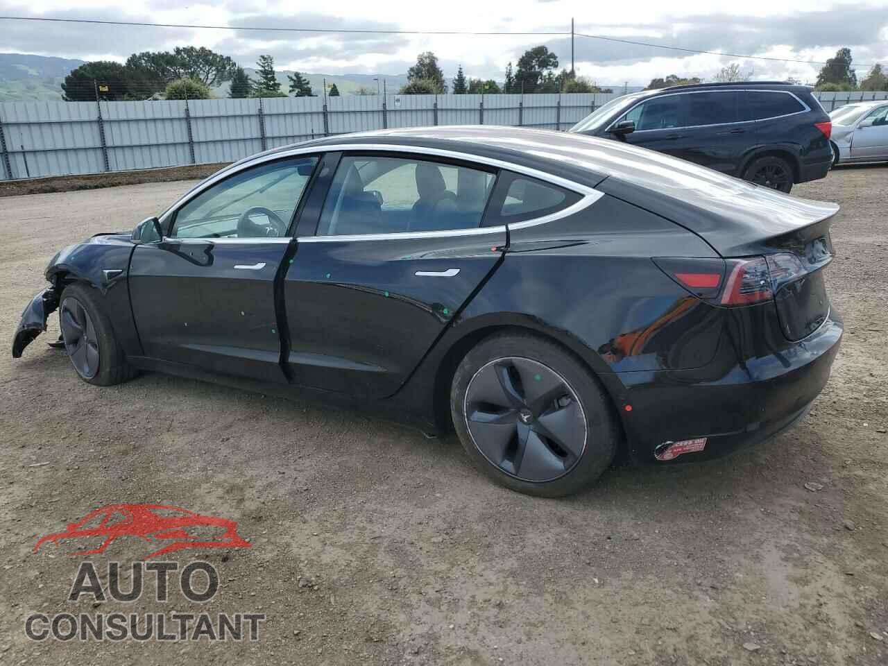 TESLA MODEL 3 2018 - 5YJ3E1EA4JF039764