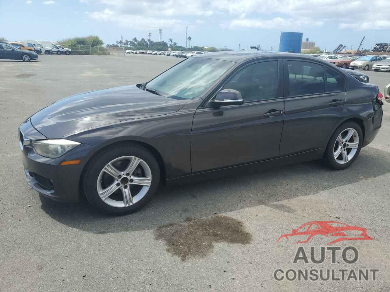 BMW 3 SERIES 2013 - WBA3A5G58DNP24436