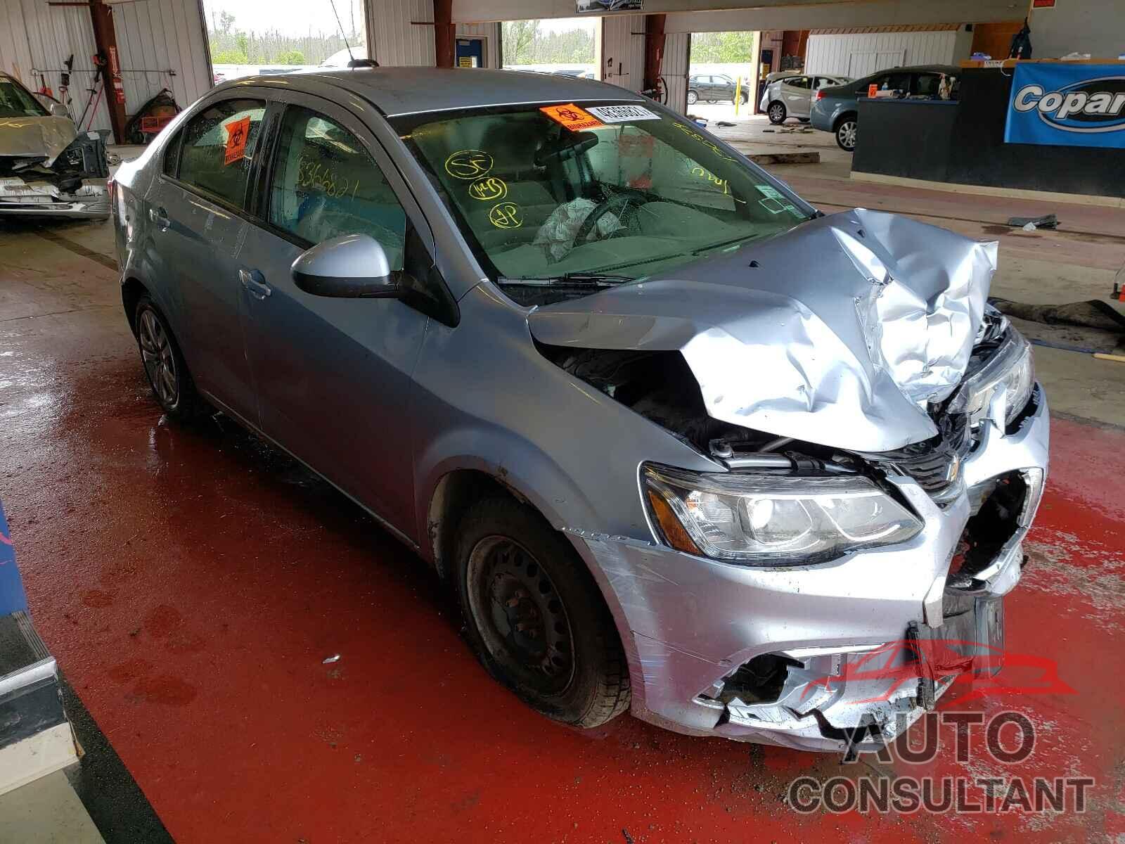 CHEVROLET SONIC 2017 - 1G1JB5SG9H4120379