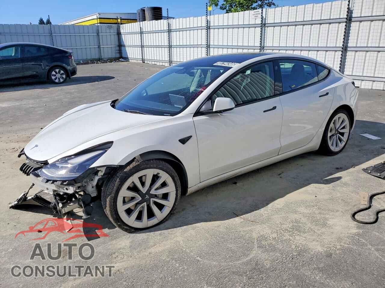 TESLA MODEL 3 2022 - 5YJ3E1EB0NF158491