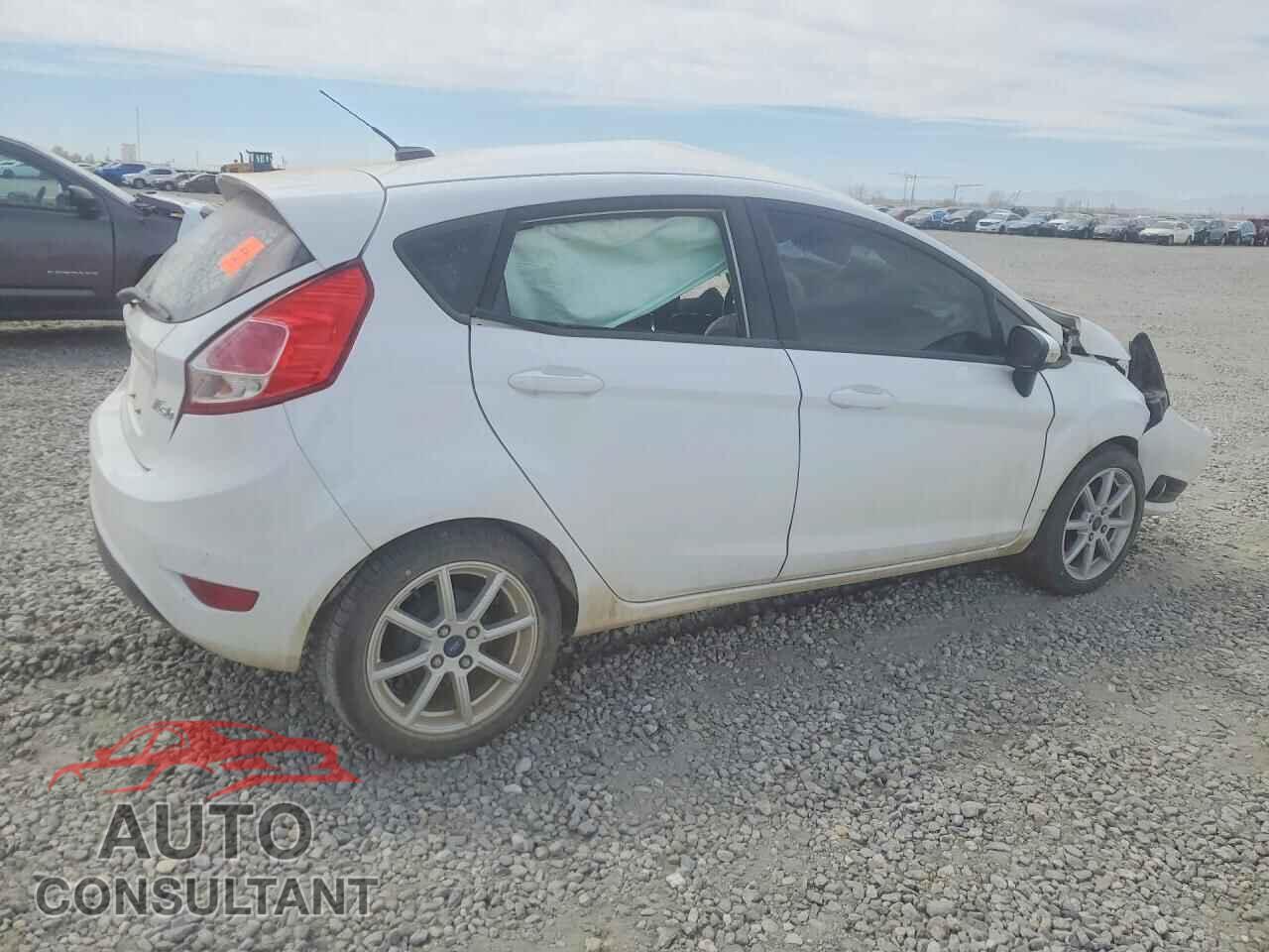 FORD FIESTA 2017 - 3FADP4EJ9HM171849