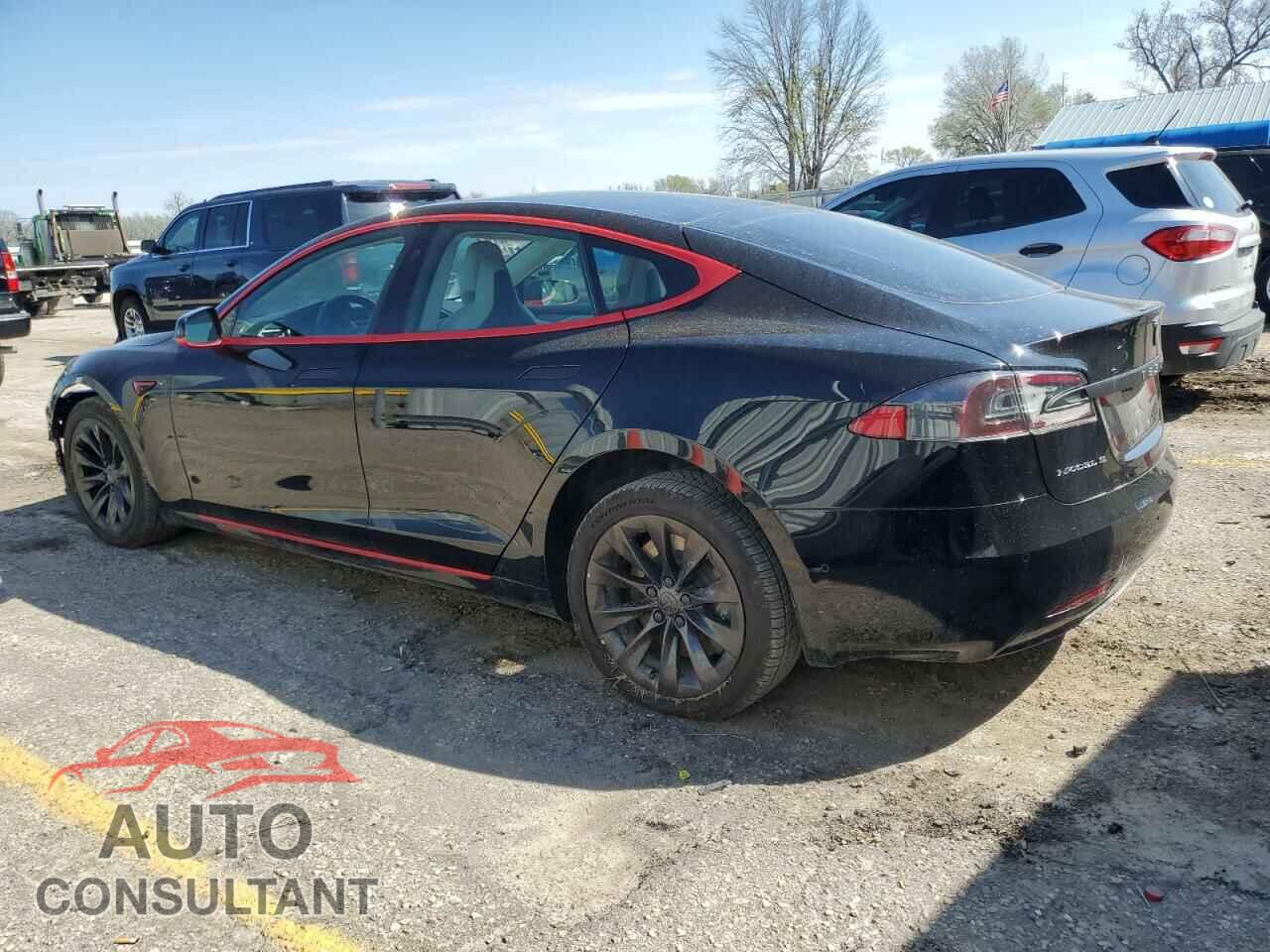 TESLA MODEL S 2017 - 5YJSA1E2XHF217168