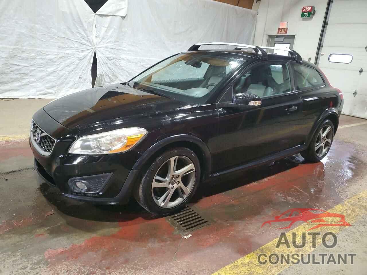 VOLVO C30 2013 - YV1672MK1D2304486