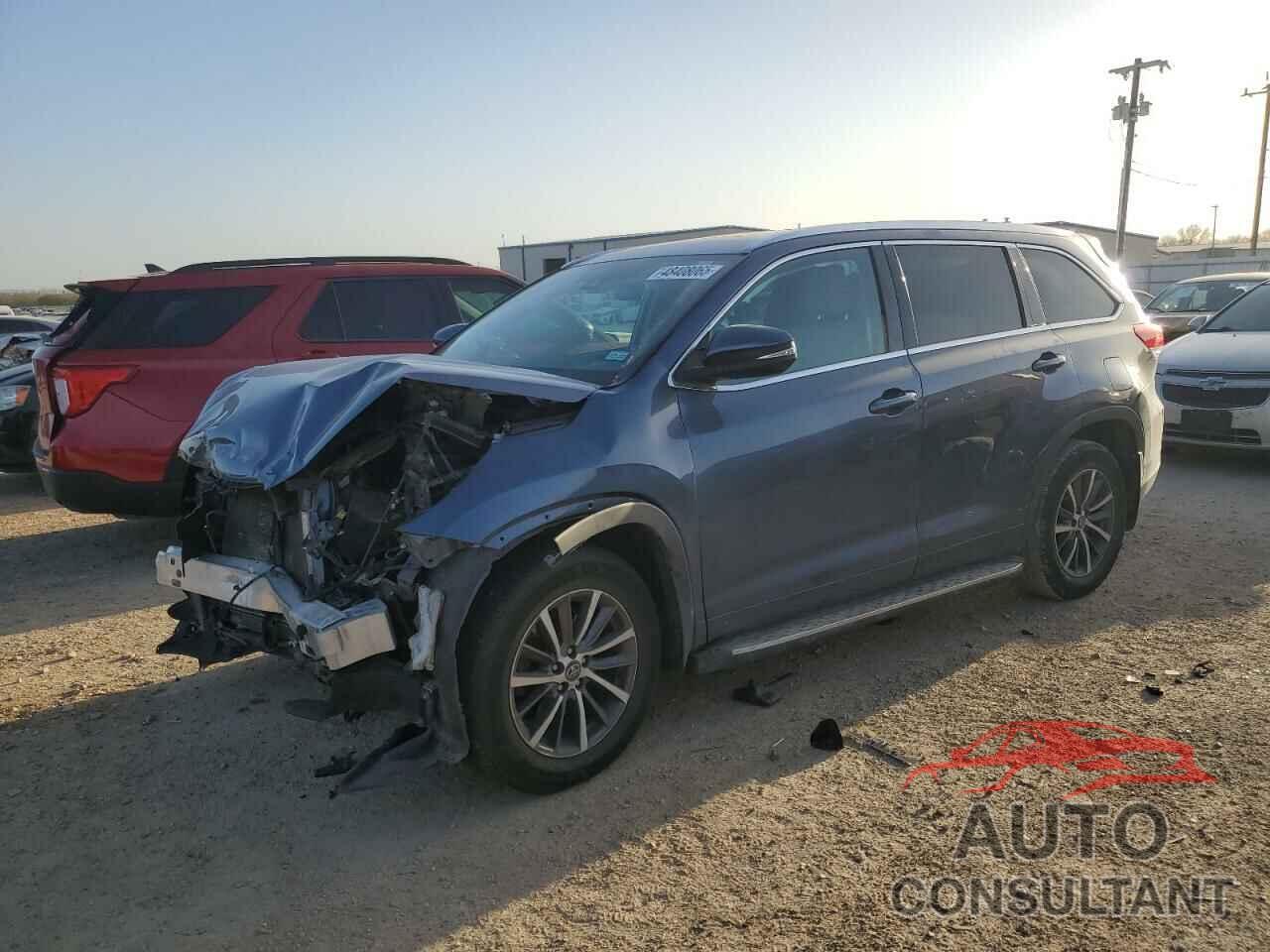 TOYOTA HIGHLANDER 2018 - 5TDKZRFH4JS281413