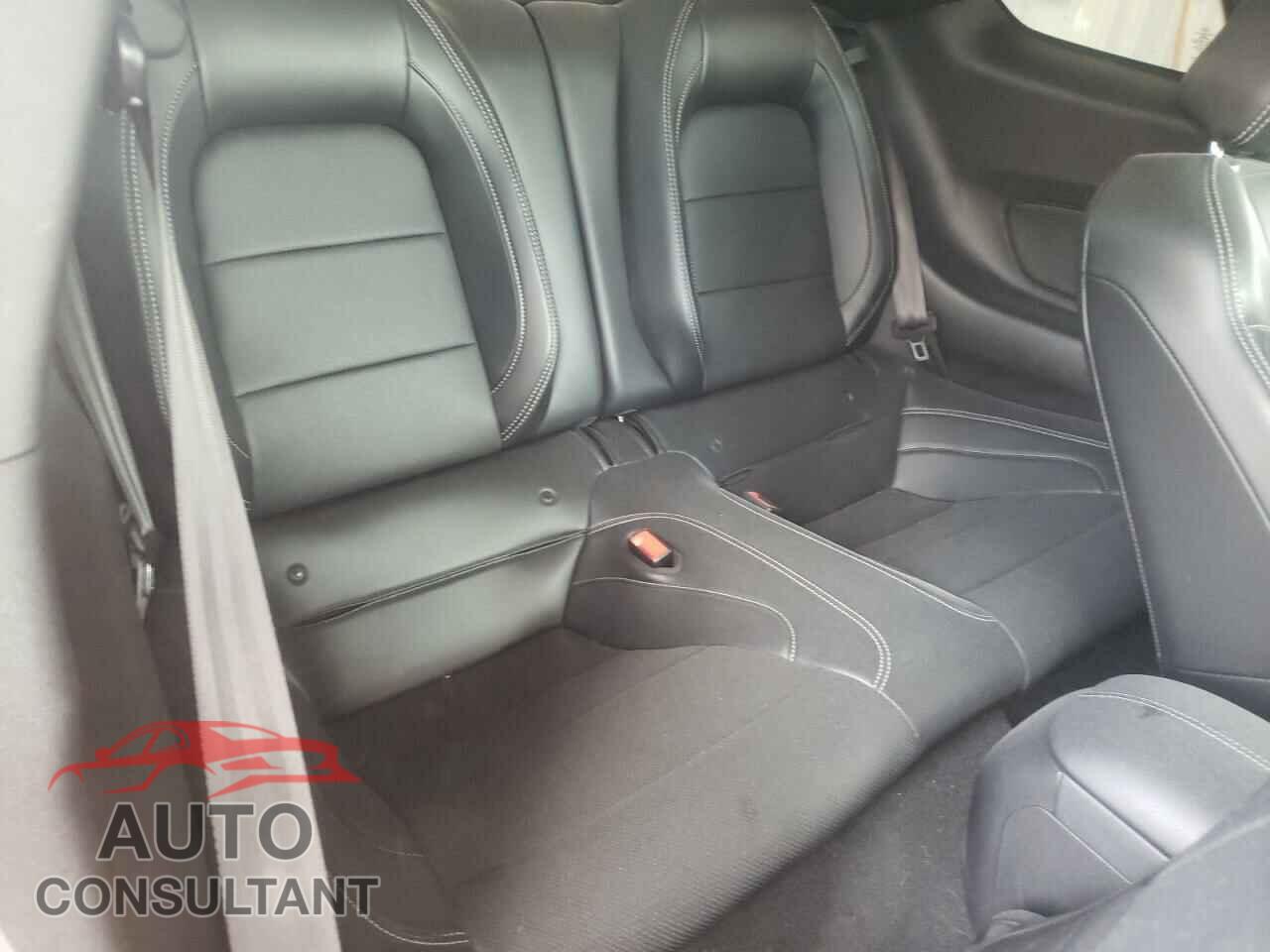 FORD MUSTANG 2019 - 1FA6P8CF8K5154780